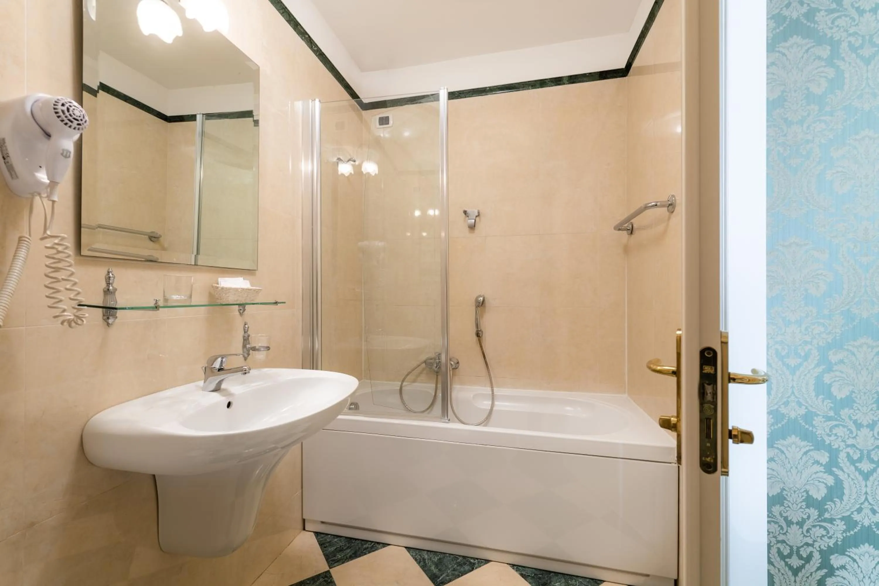 Bathroom in A Tribute To Music Residenza