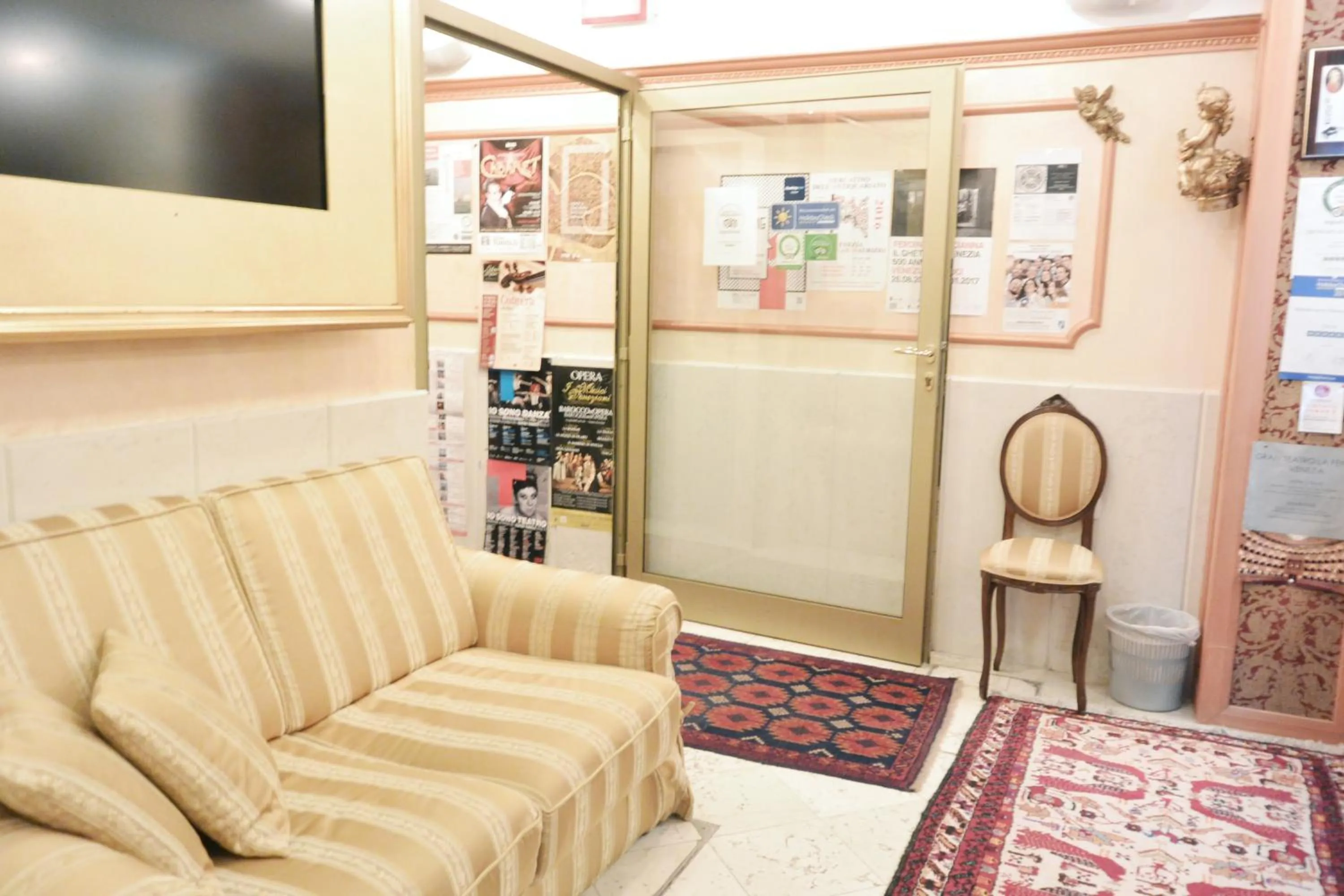 Lobby or reception in A Tribute To Music Residenza