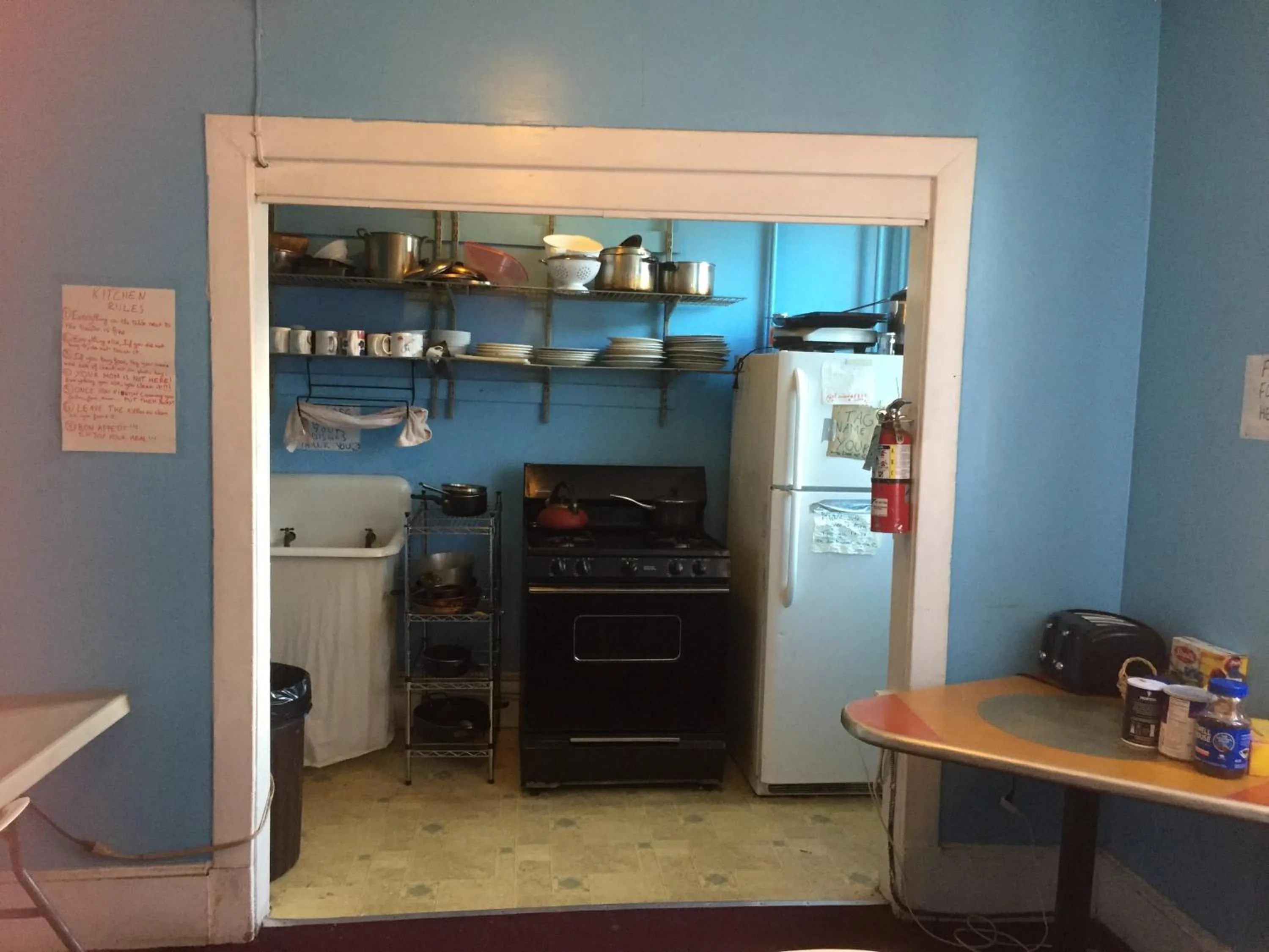 Communal kitchen in Washington International Student Center