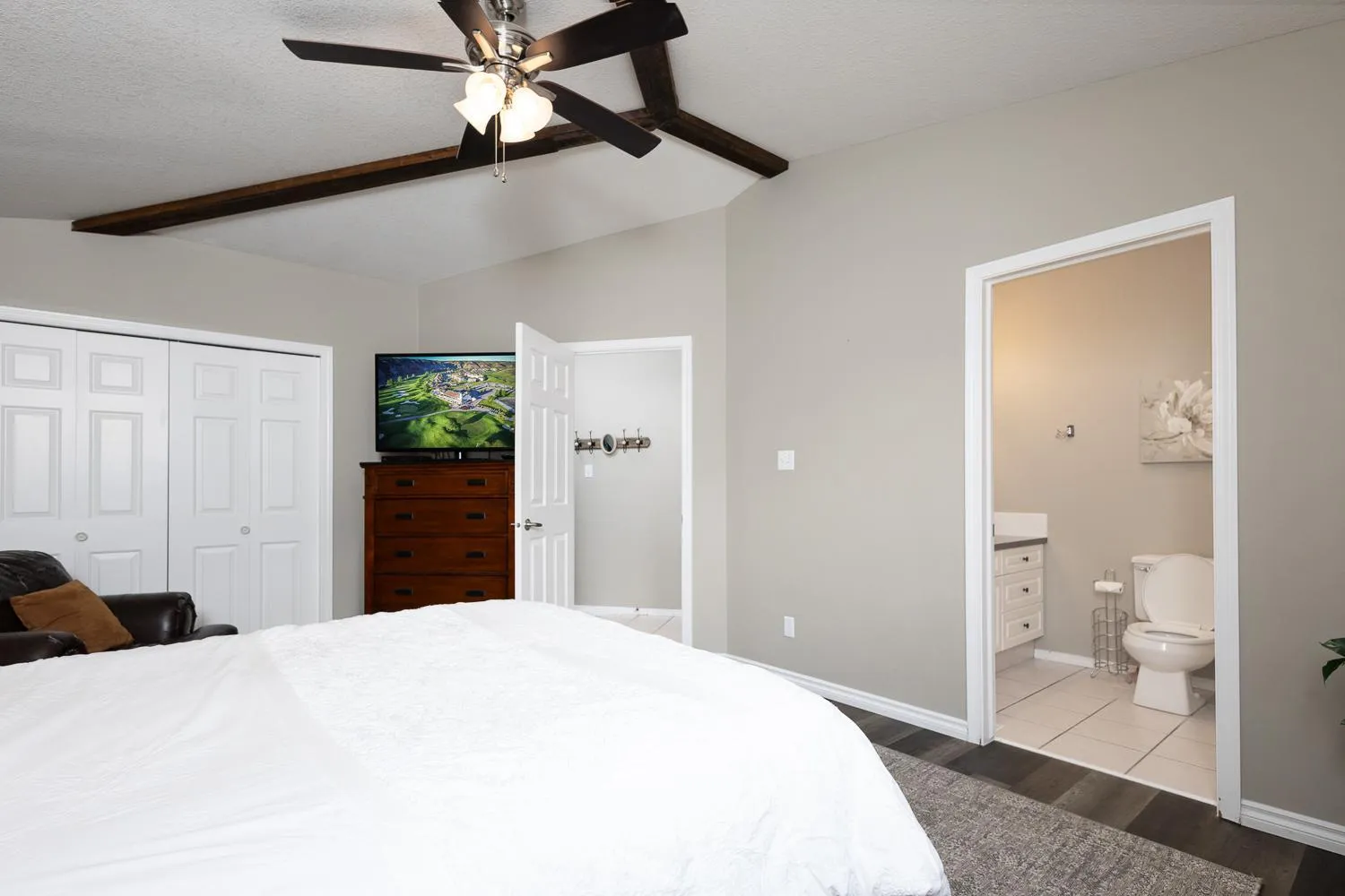 Bed in Paradise Canyon Golf Resort - Signature Condo 380