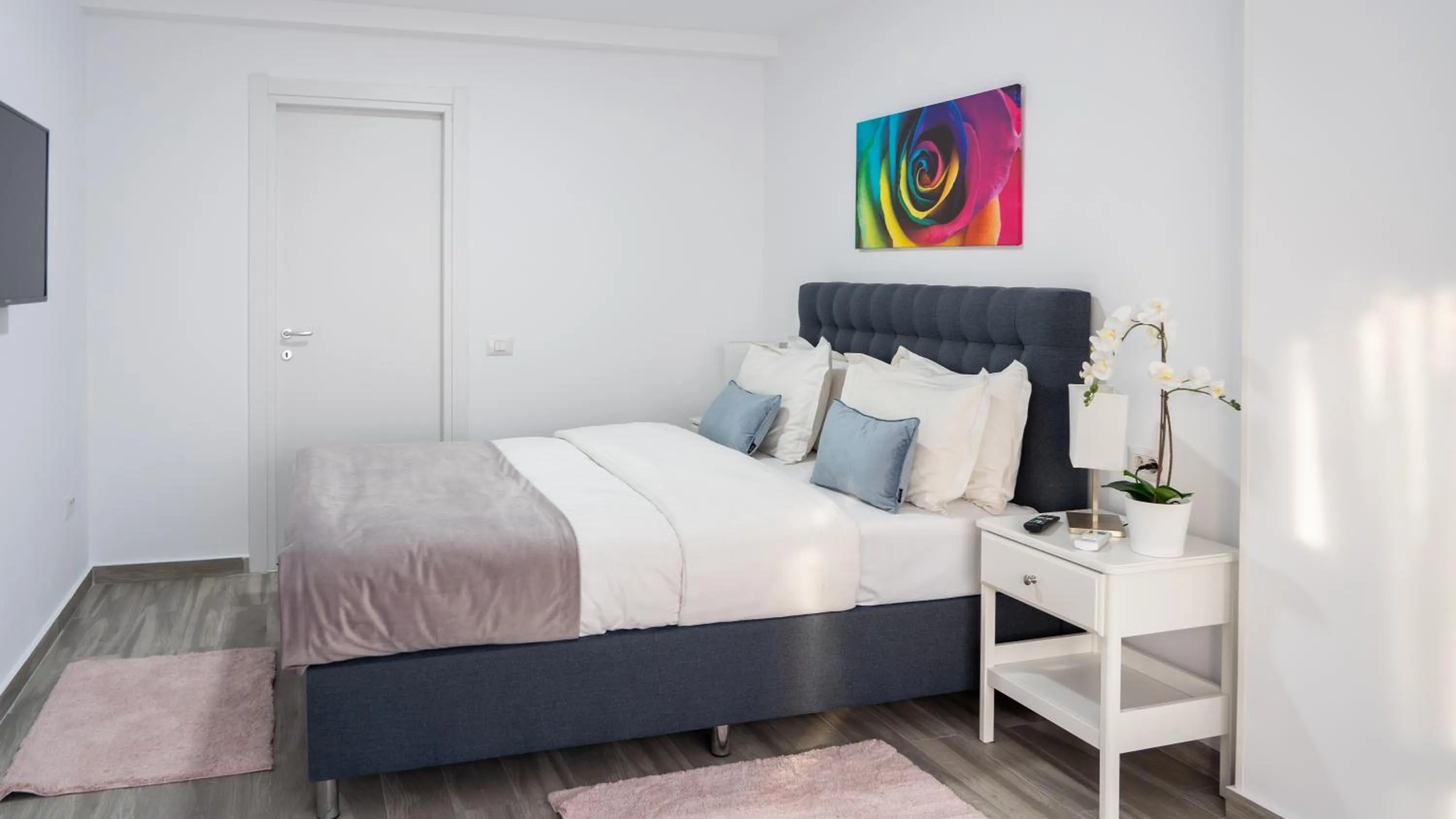 Bed in Sea View Apartments Olimp - Avenue Hotels