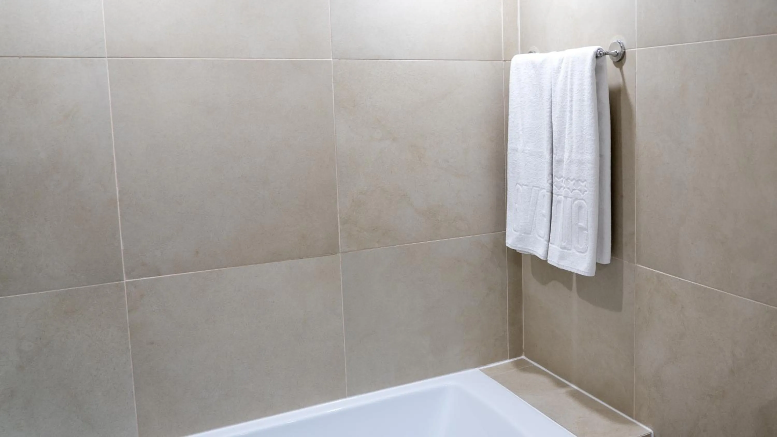 Bathroom in Sea View Apartments Olimp - Avenue Hotels