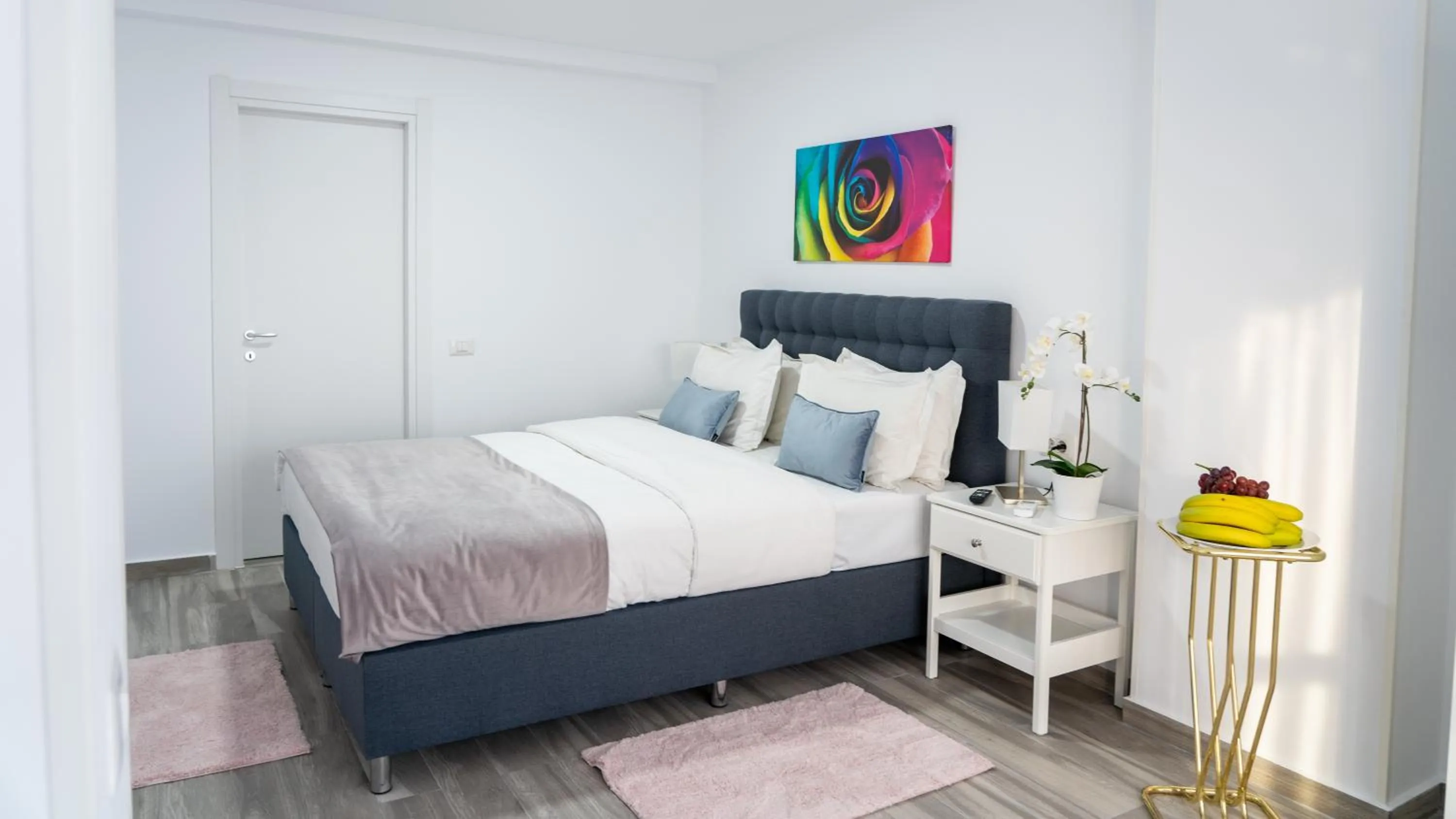 Bedroom, Bed in Sea View Apartments Olimp - Avenue Hotels