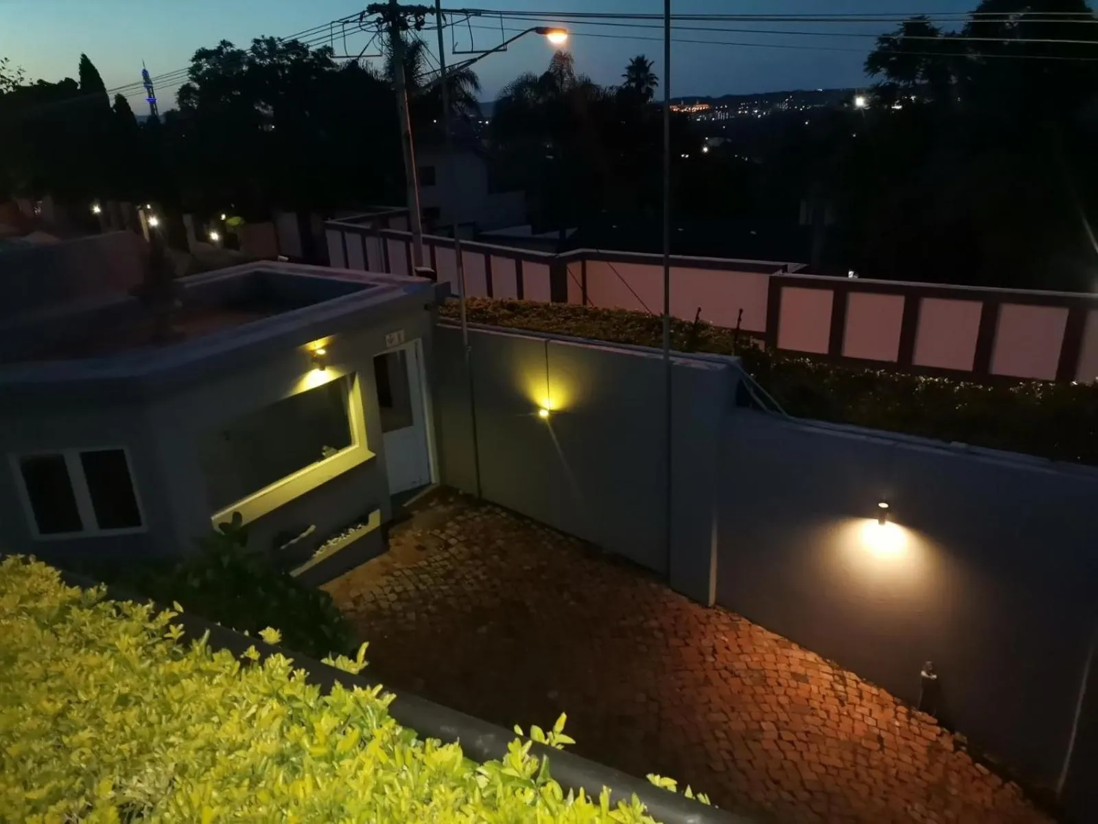 Street view in 131 on Herbert Baker Boutique Hotel