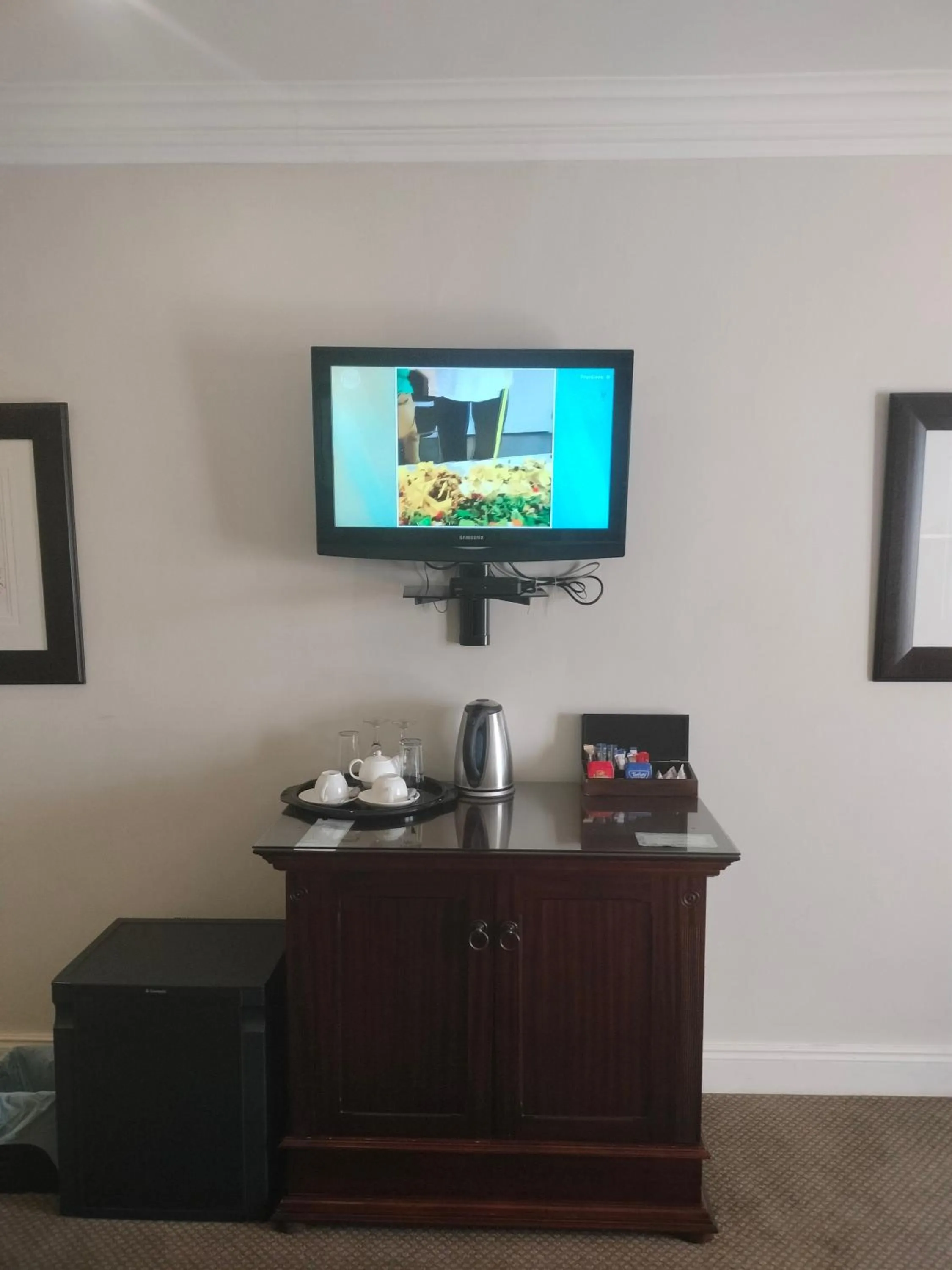 TV and multimedia in 131 on Herbert Baker Boutique Hotel