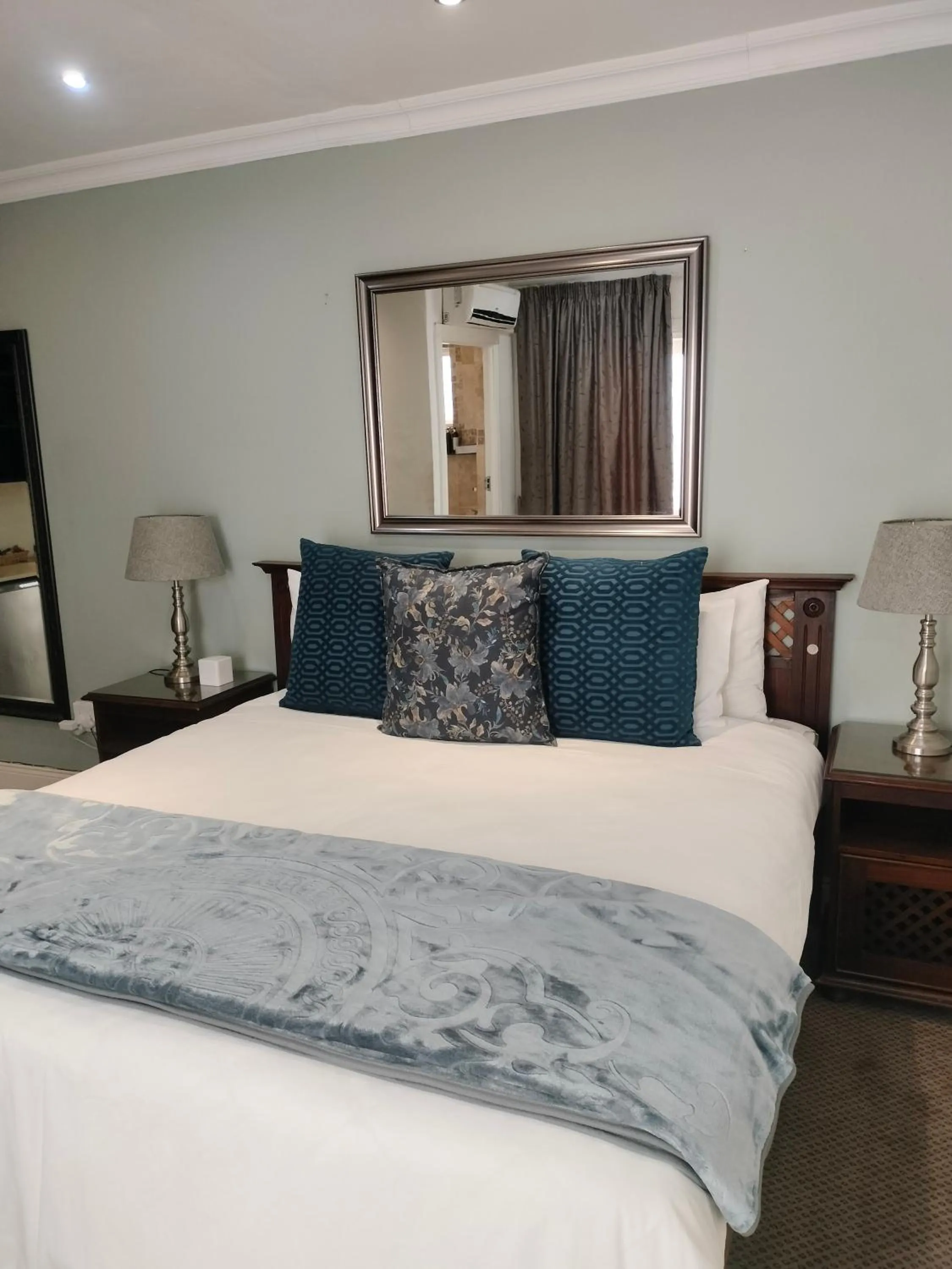 Photo of the whole room, Bed in 131 on Herbert Baker Boutique Hotel