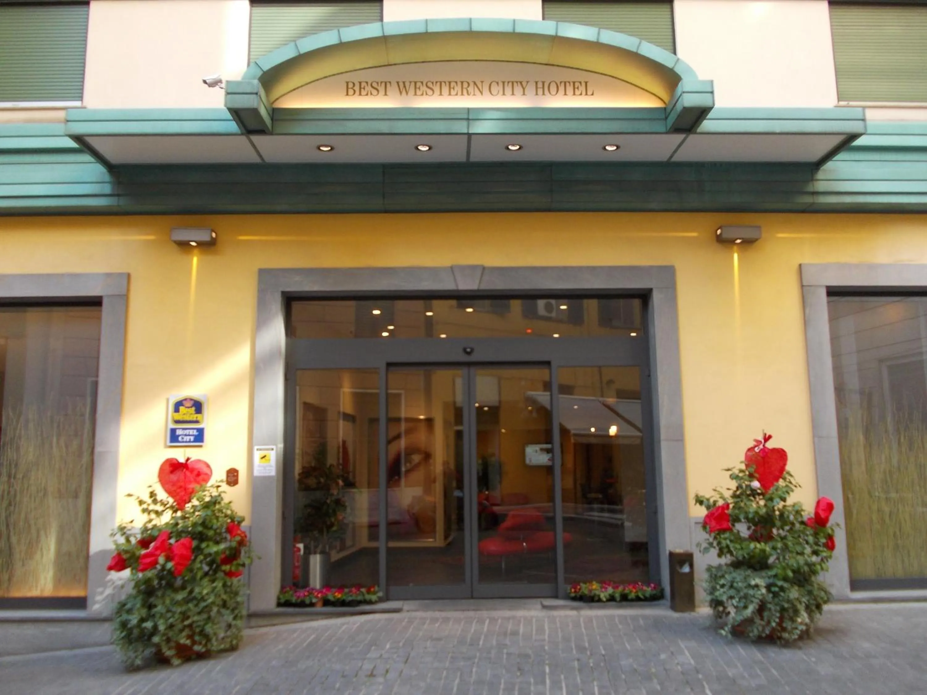 Facade/entrance in Best Western Plus City Hotel