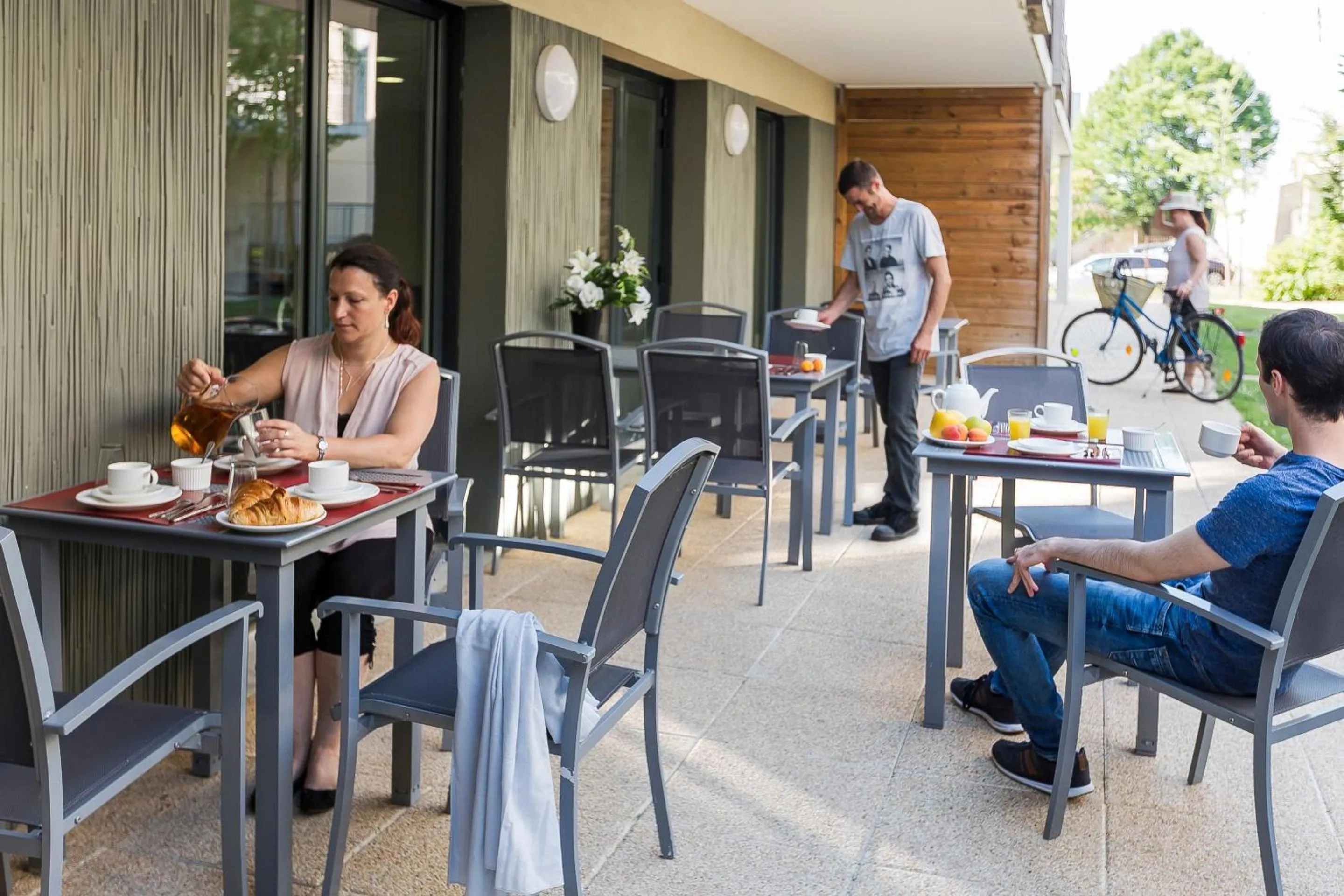 Buffet breakfast in Résidence Odalys Le Clos Saint Michel