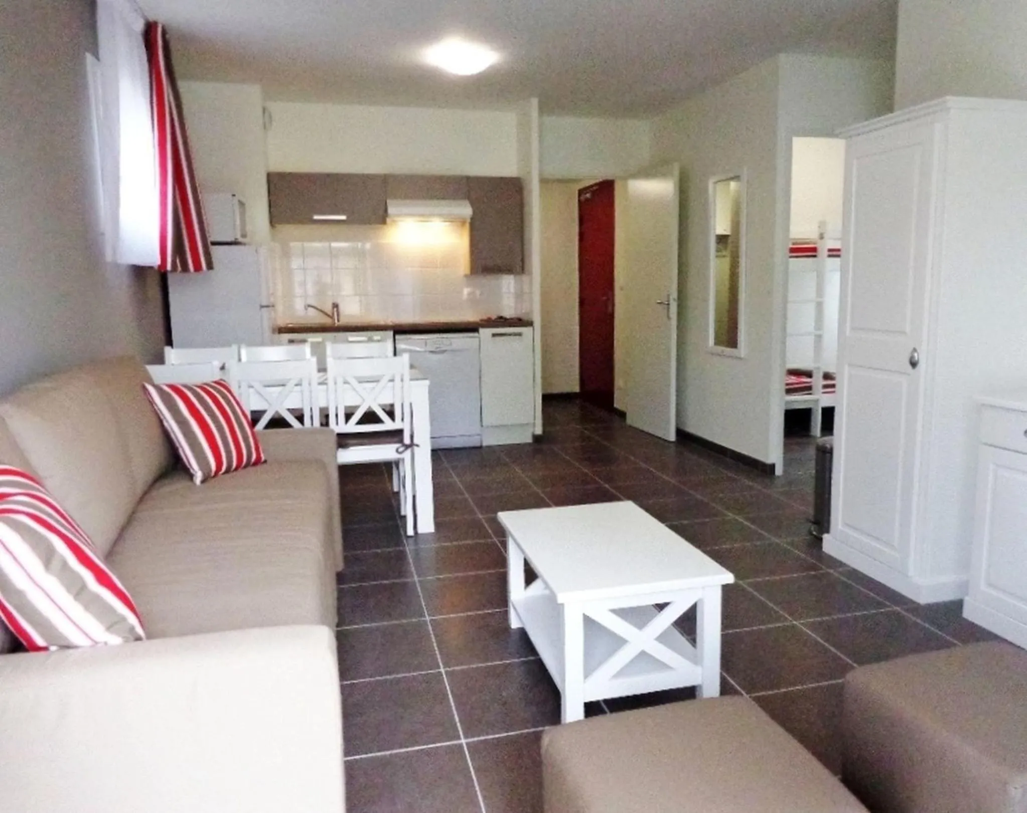 Kitchen or kitchenette in Résidence Odalys Le Clos Saint Michel