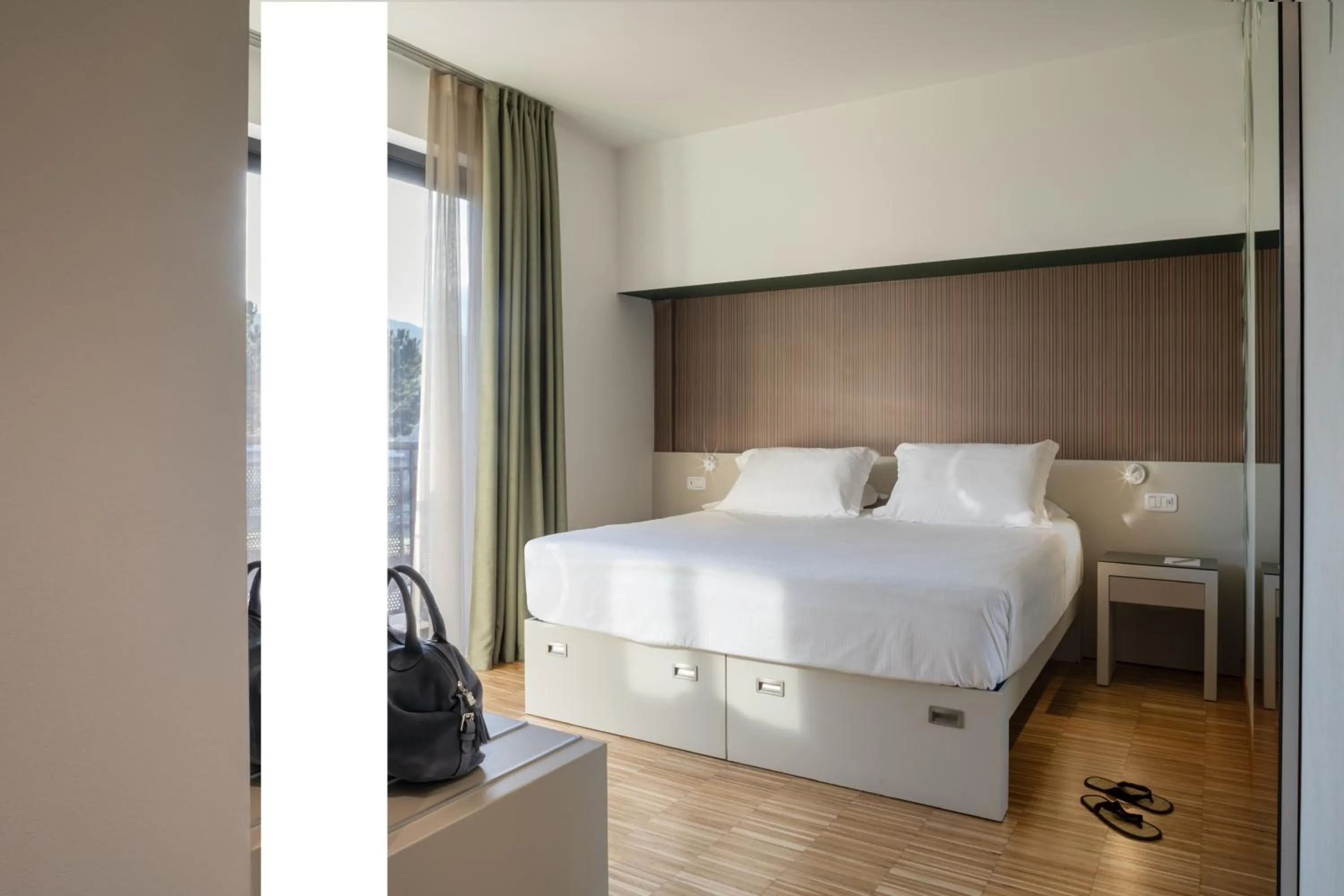 Bedroom, Bed in Astoria Resort