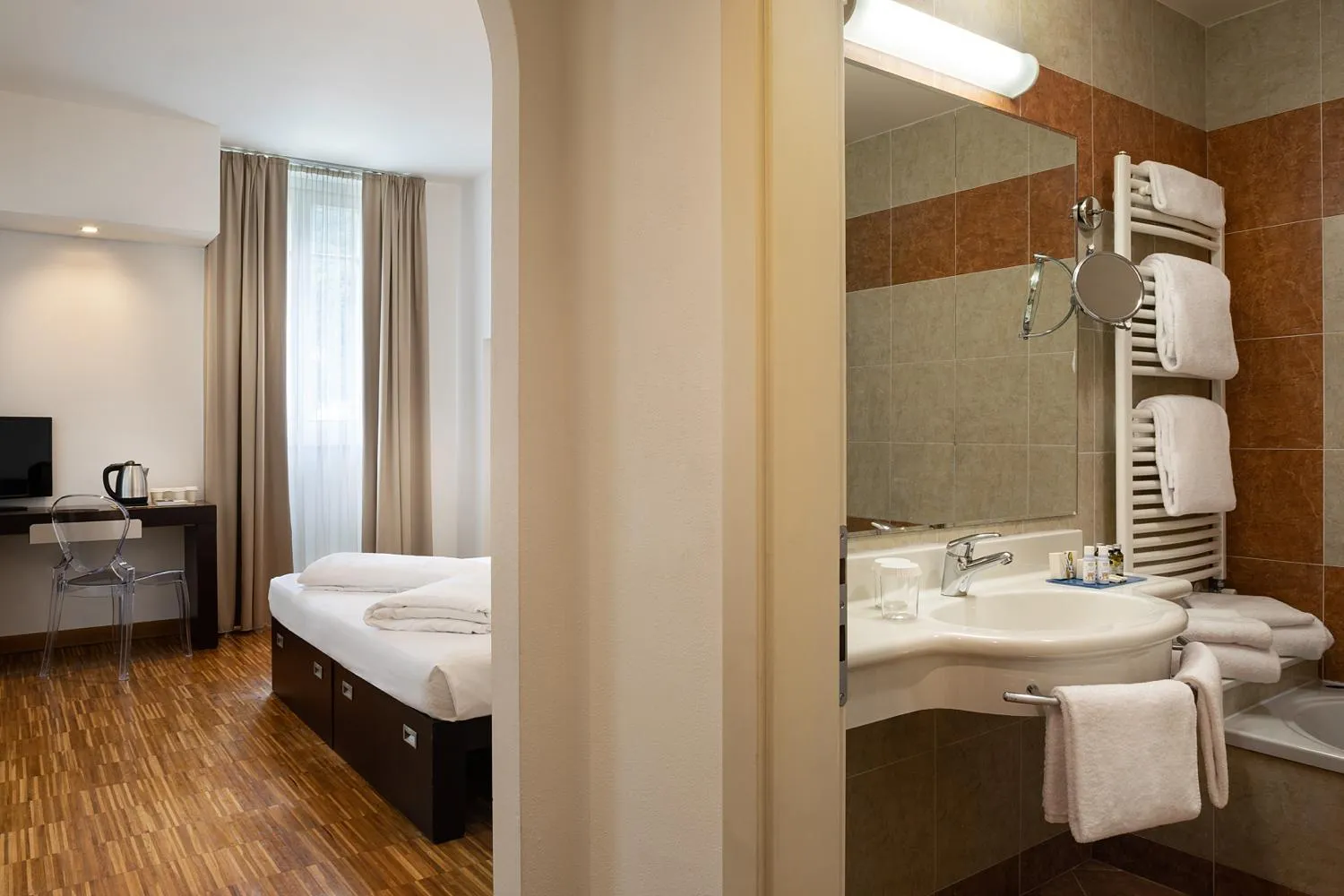 Bed in Astoria Resort