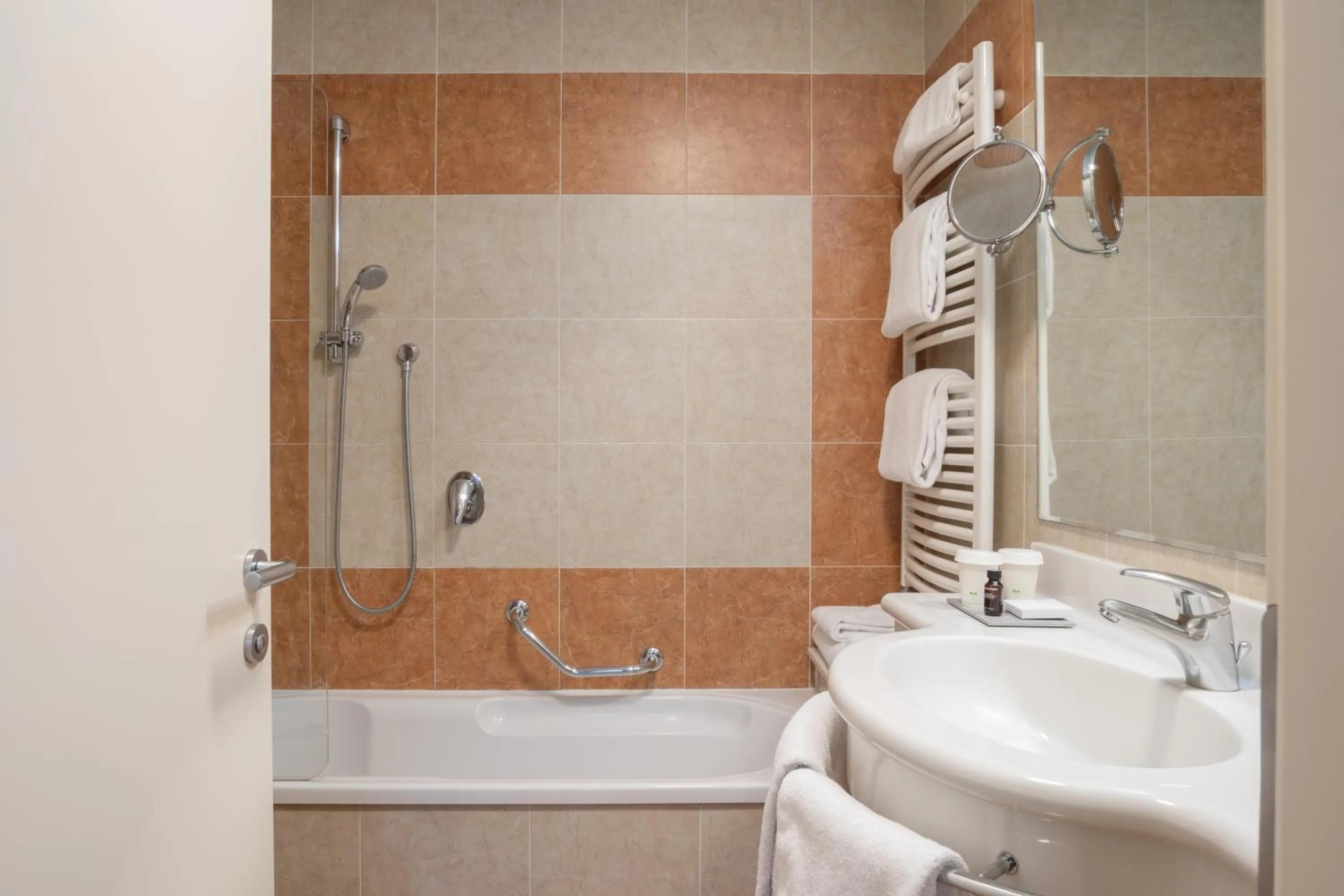 Bathroom in Astoria Resort