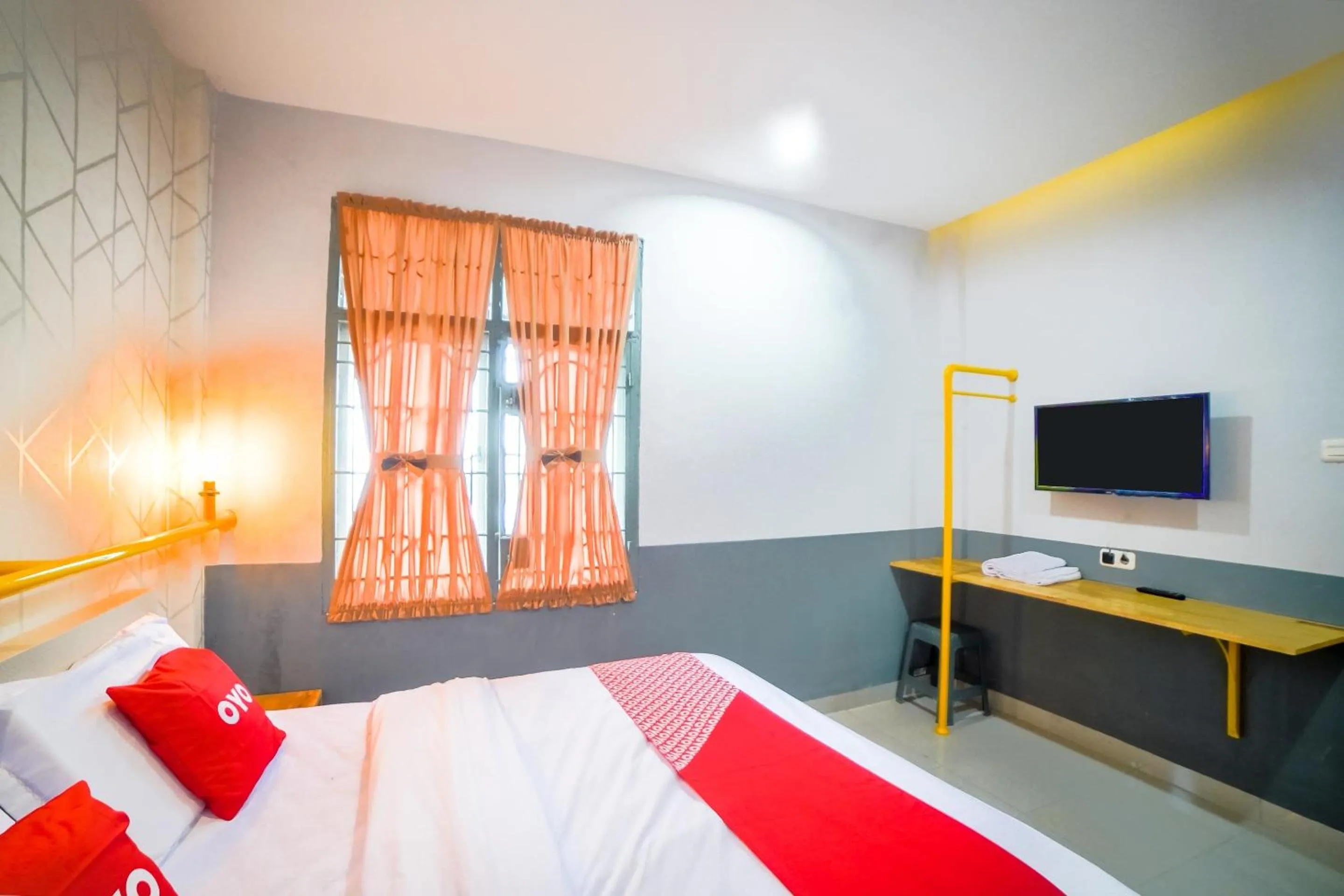 Bedroom, Bed in Capital O 90874 Millenium Inn 2