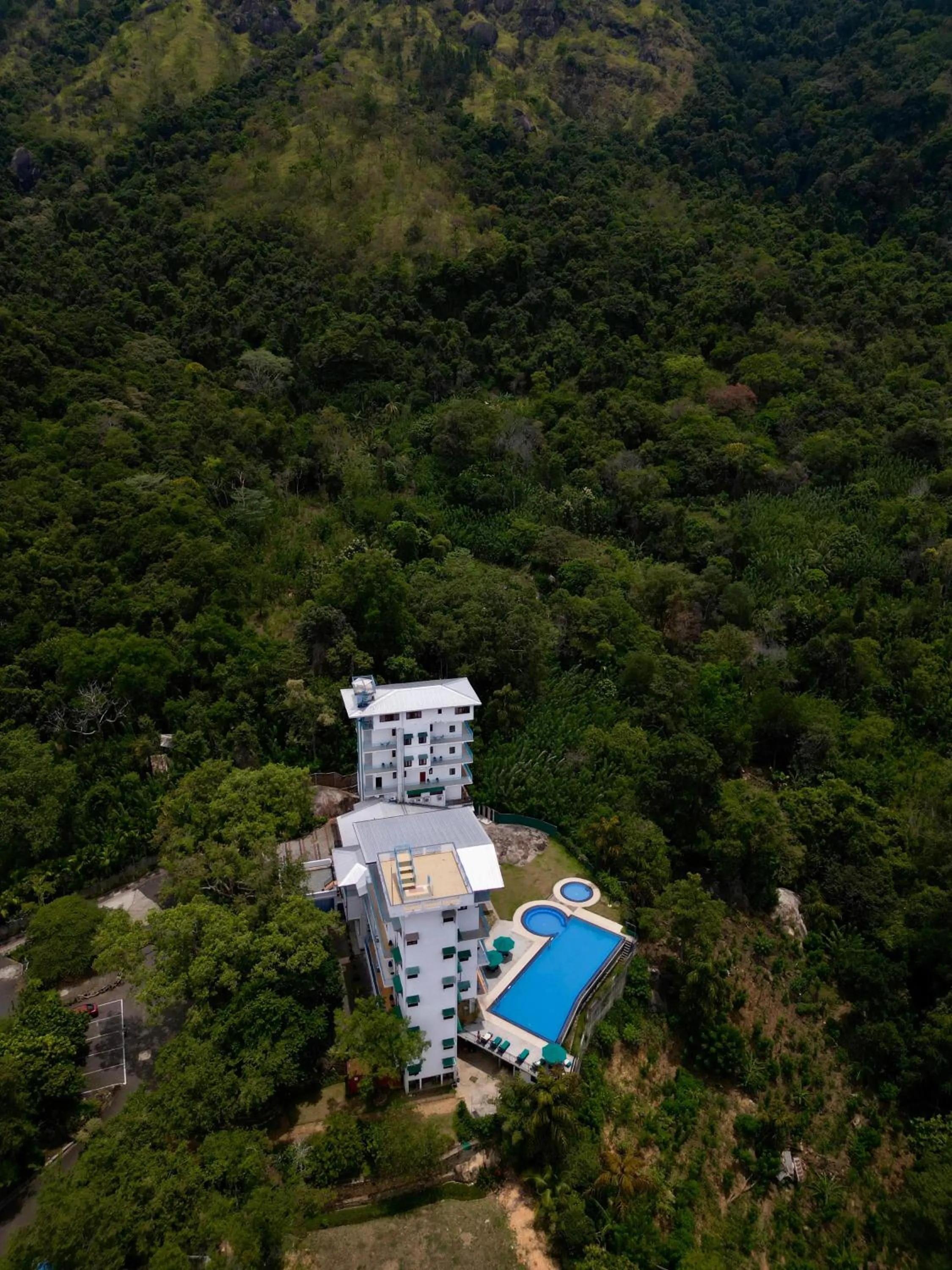 Property building in Moi Ella by DBI