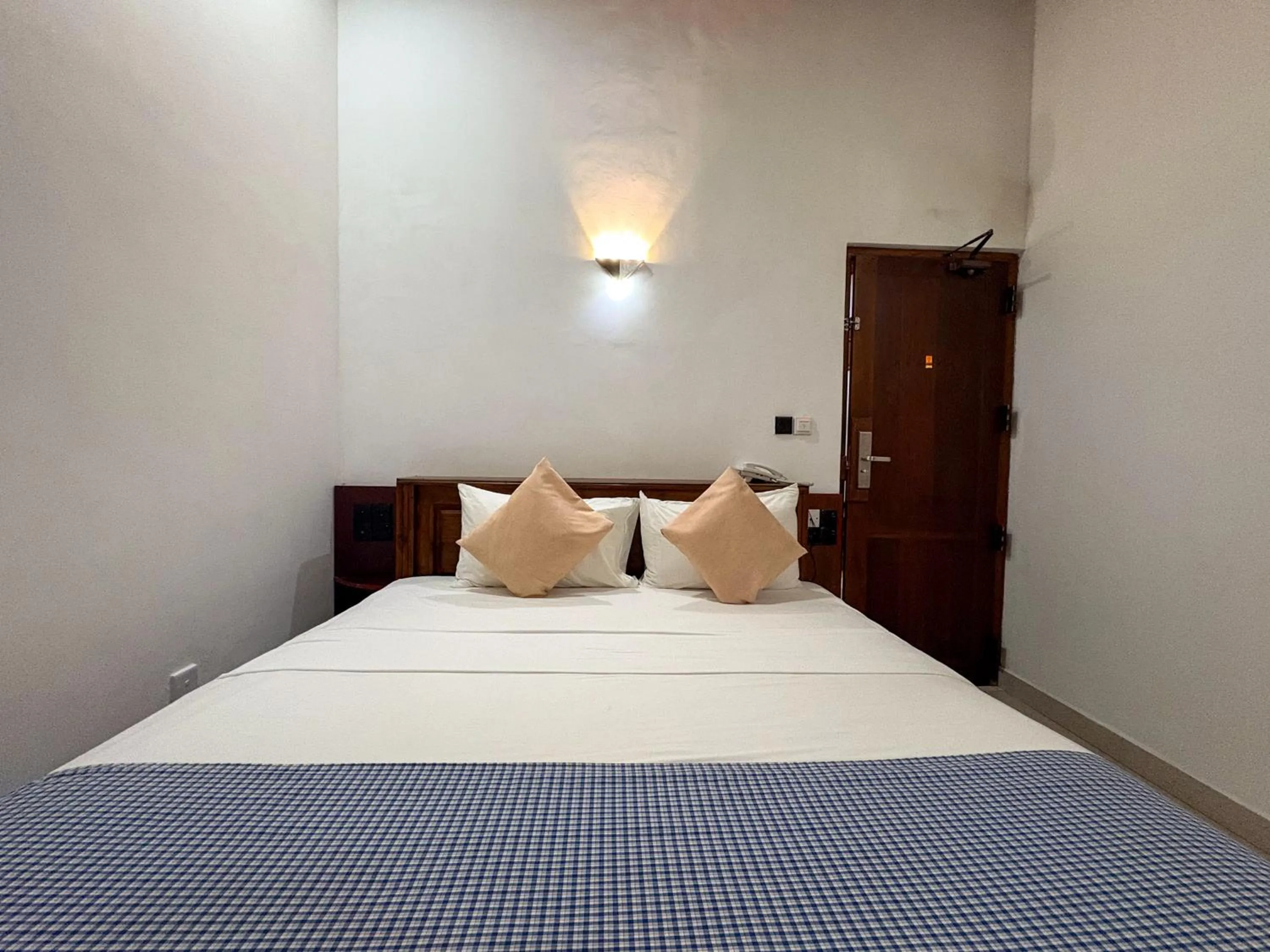 Bedroom, Bed in Moi Ella by DBI