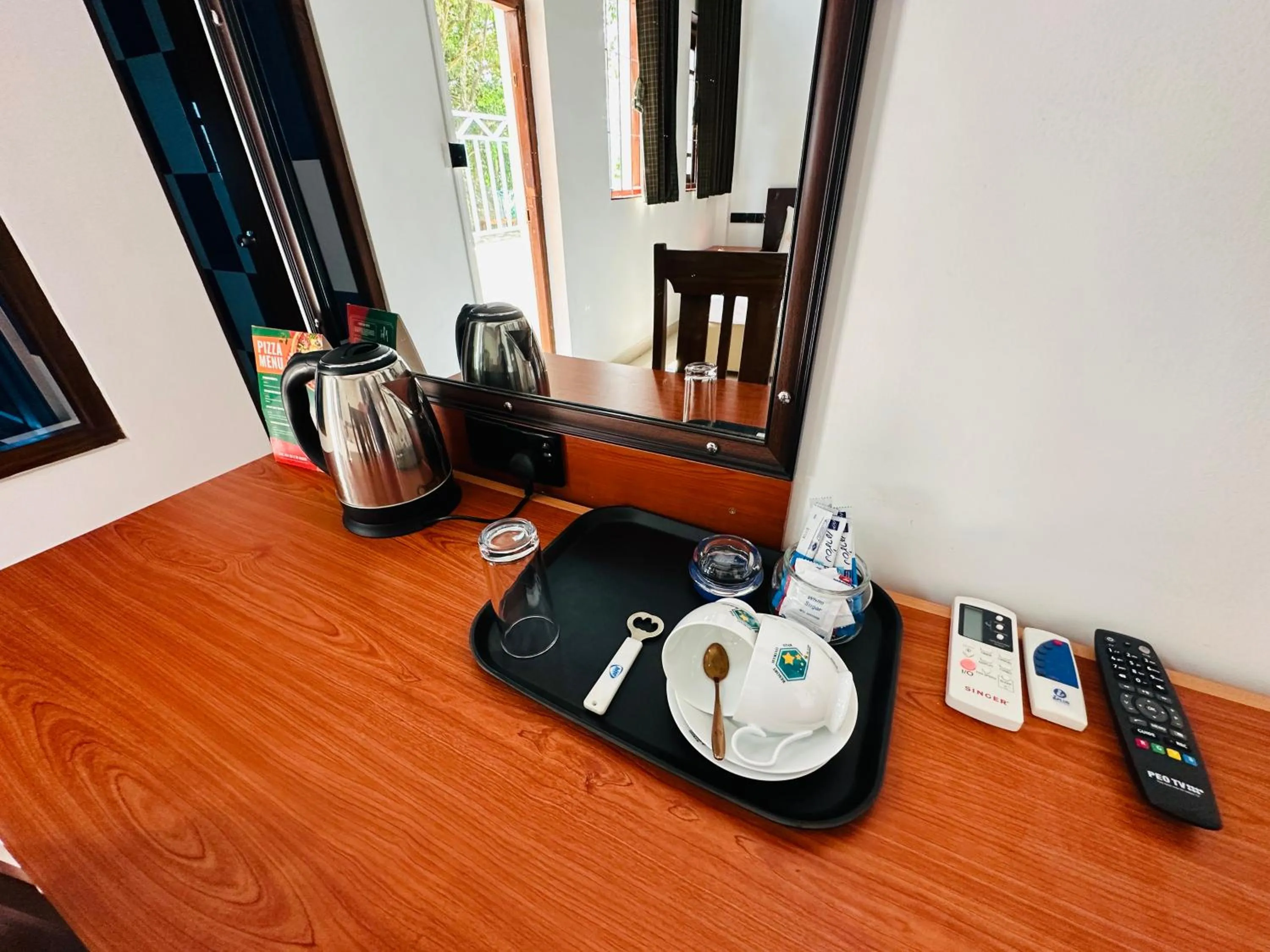 Coffee/tea facilities in Moi Ella by DBI