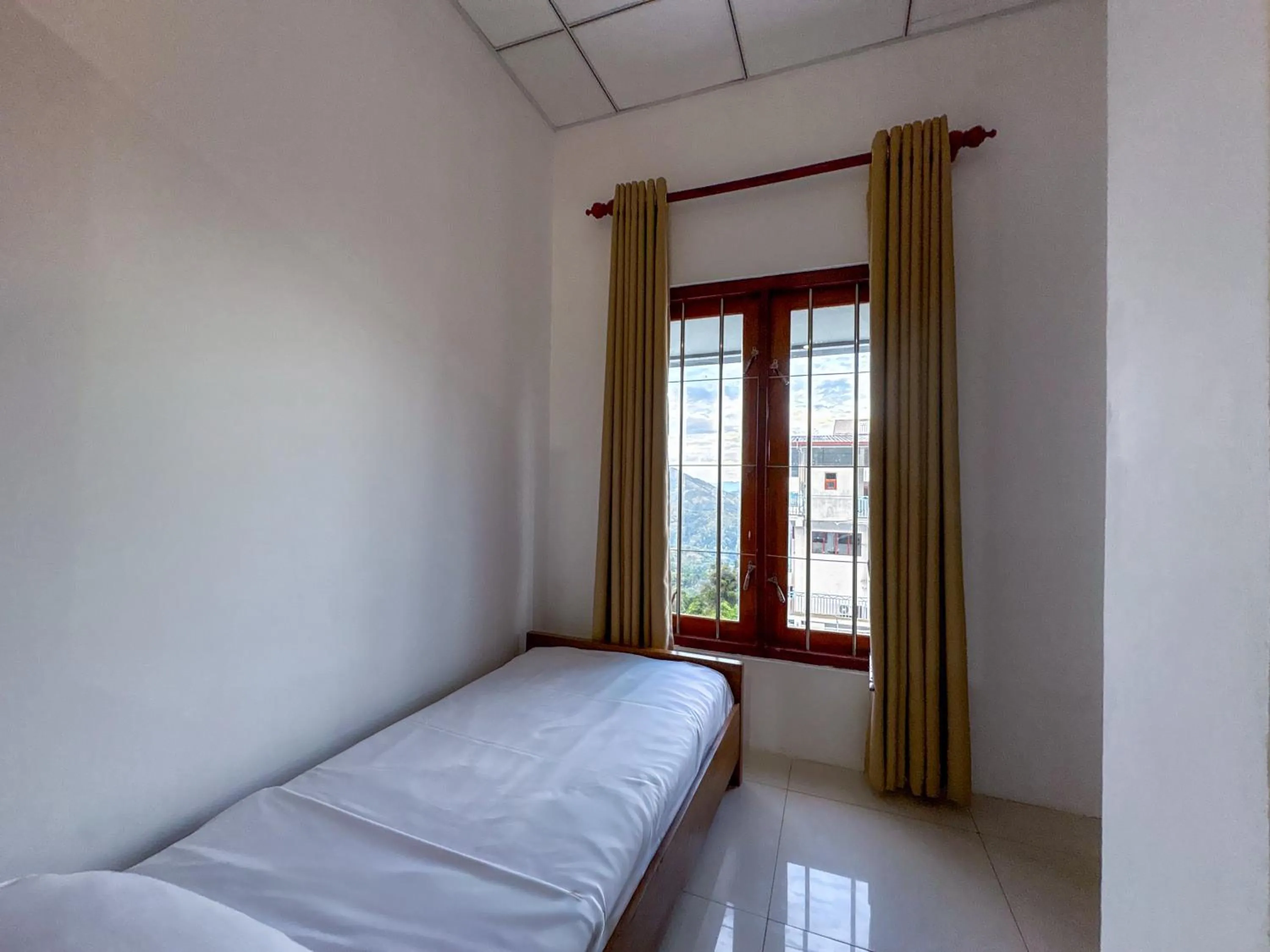 Bed in Moi Ella by DBI