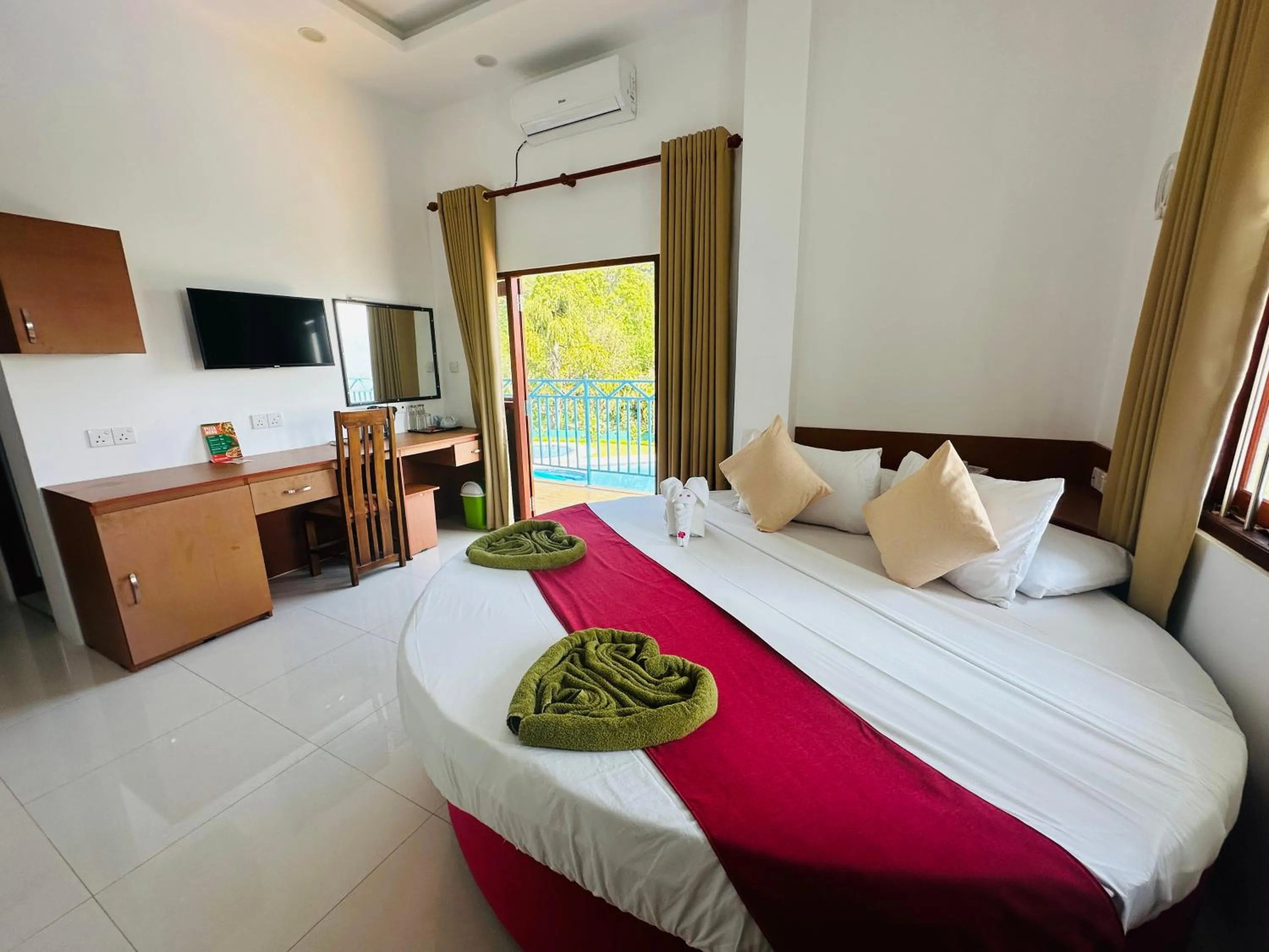 Bed in Moi Ella by DBI