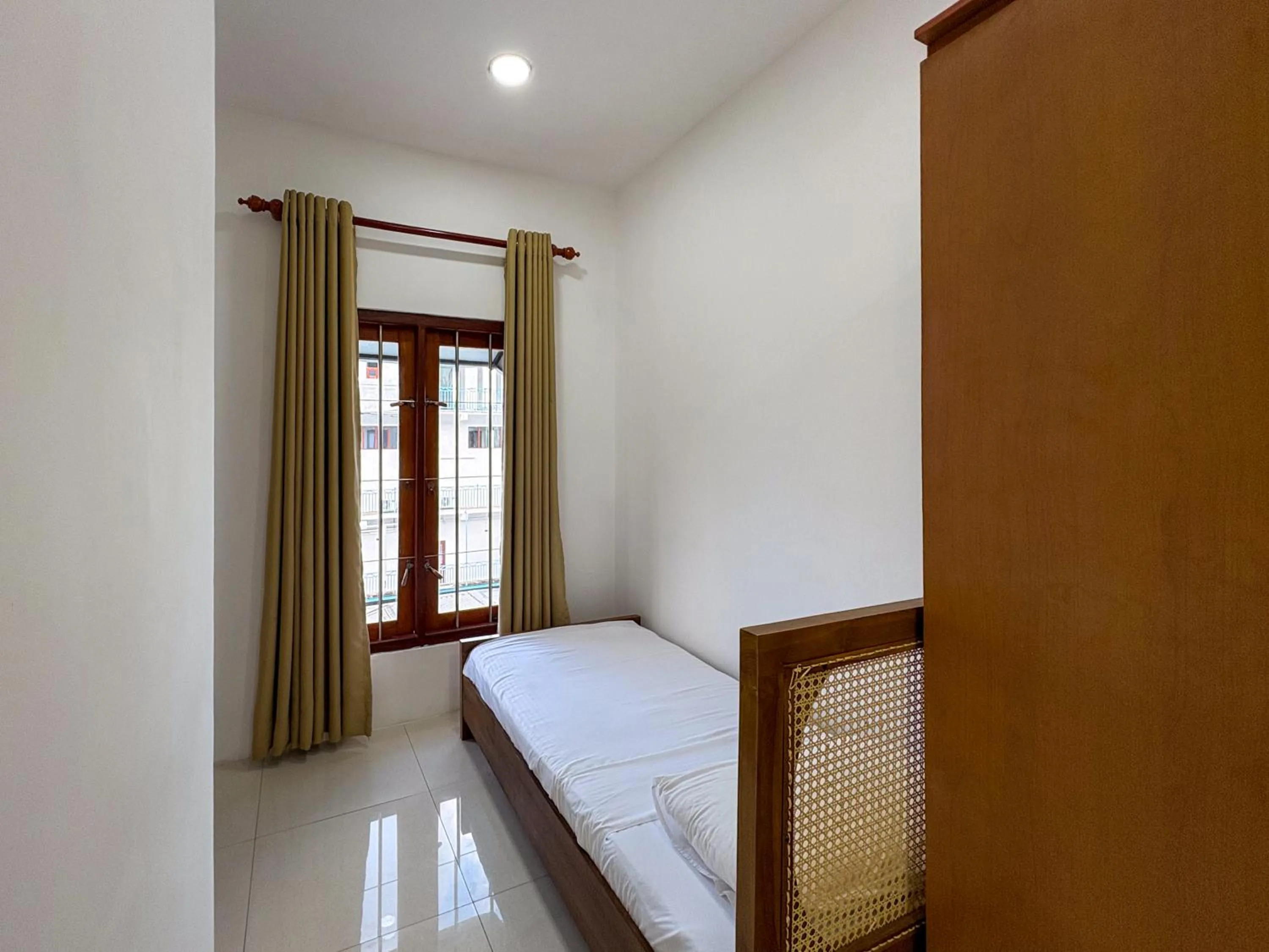 Bed in Moi Ella by DBI