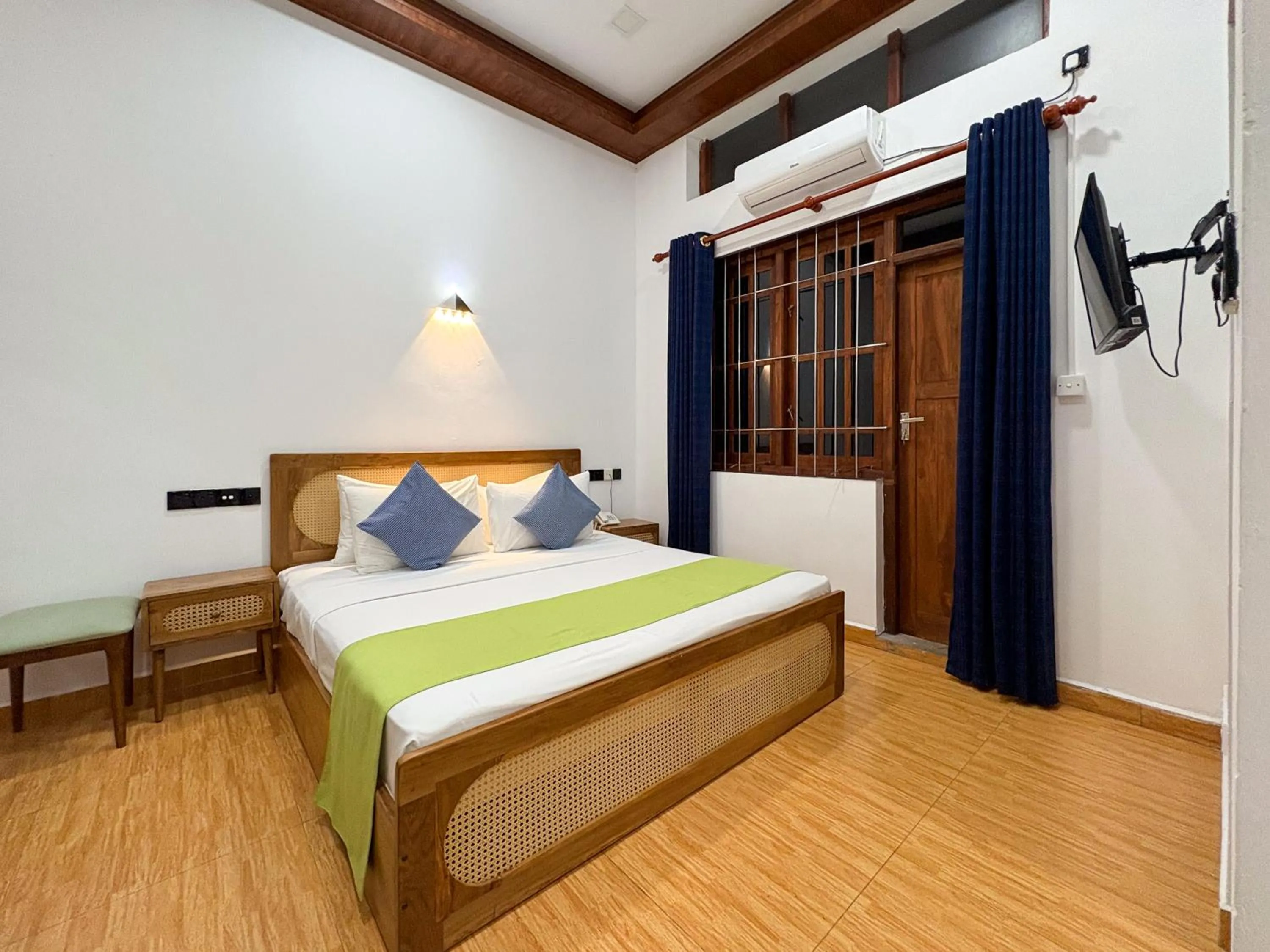 Bedroom, Bed in Moi Ella by DBI