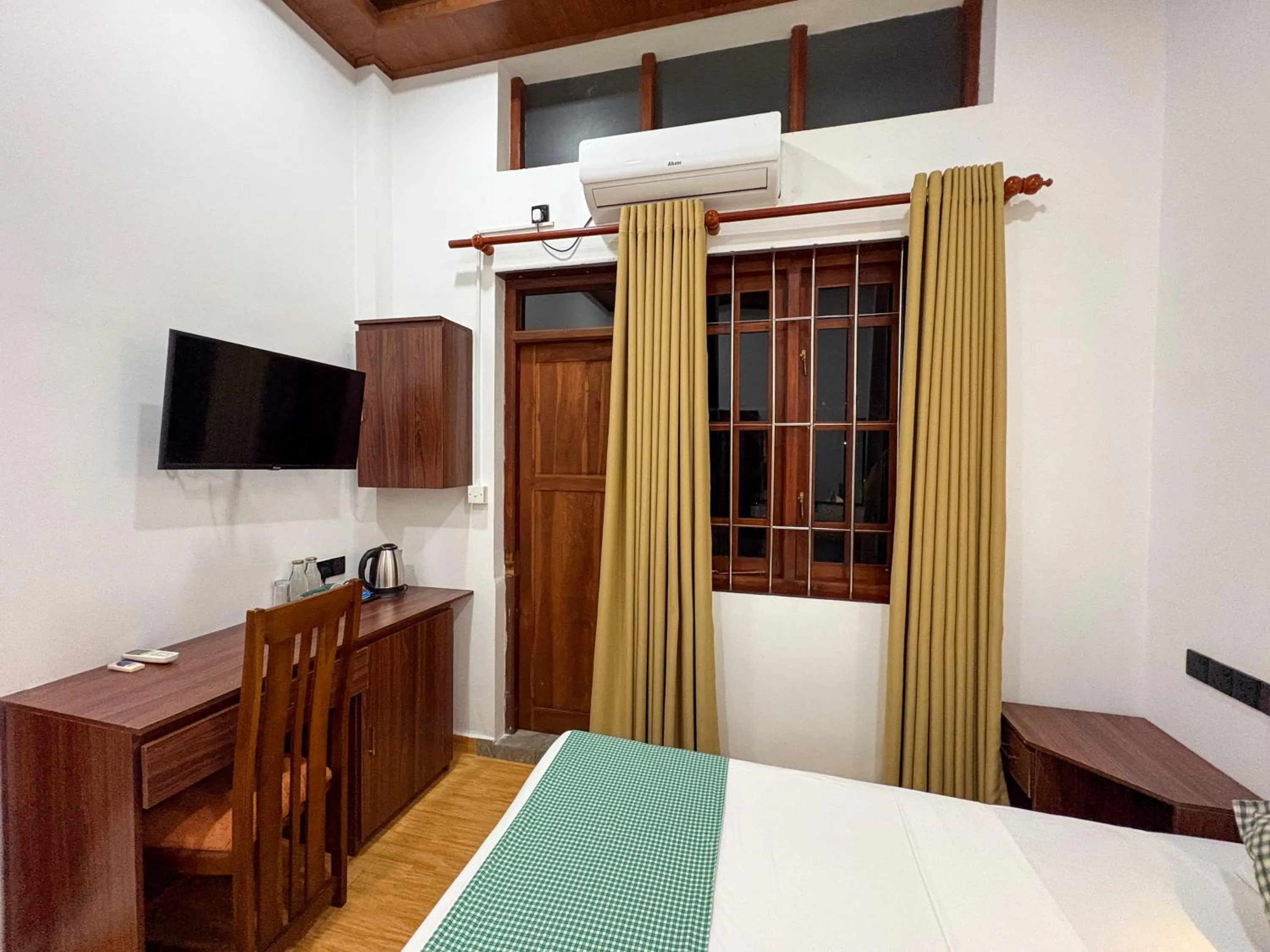 Bedroom, Bed in Moi Ella by DBI