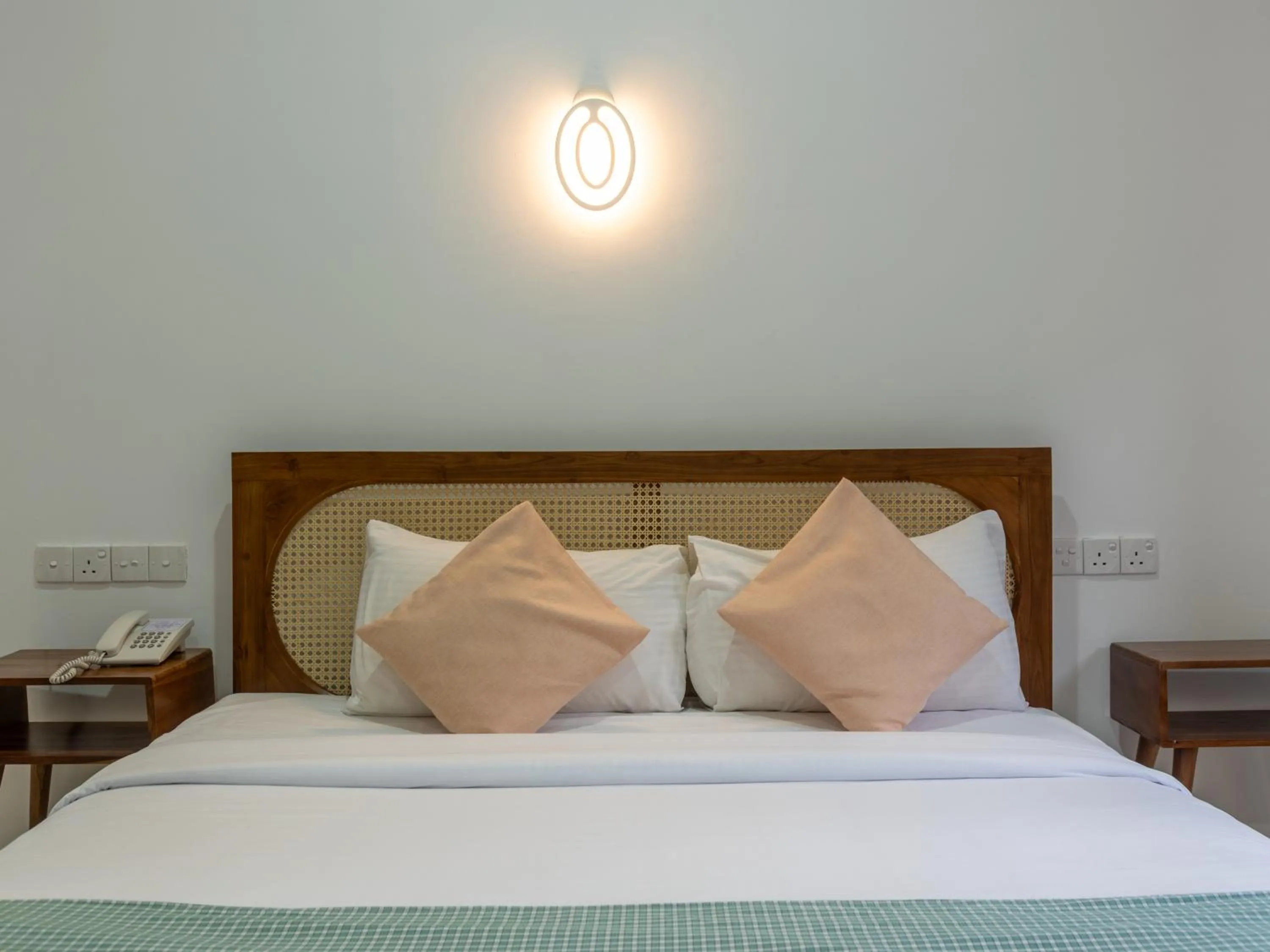 Bed in Moi Ella by DBI