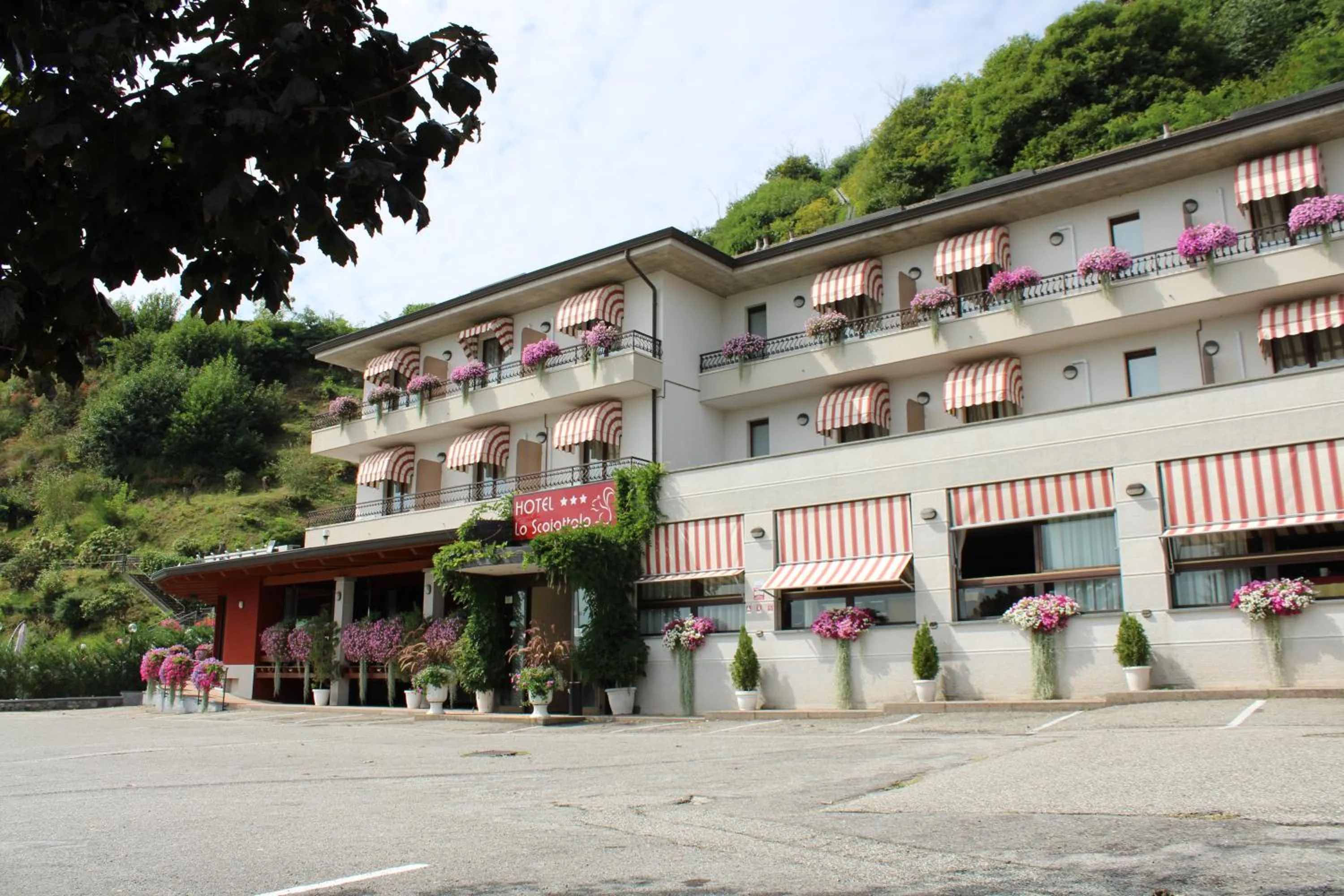 Property building in Lo Scoiattolo