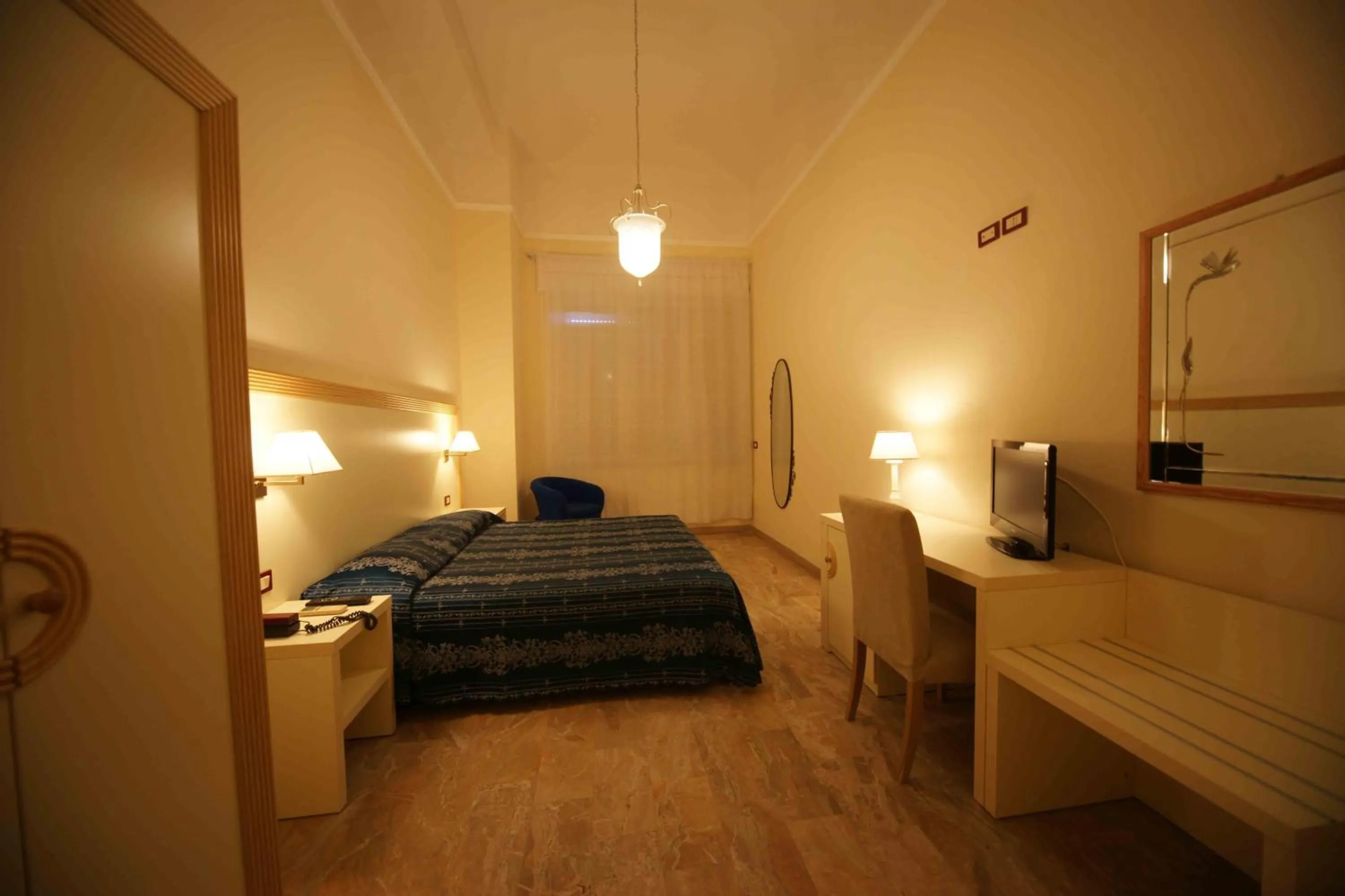 Bed in Hotel Liberty