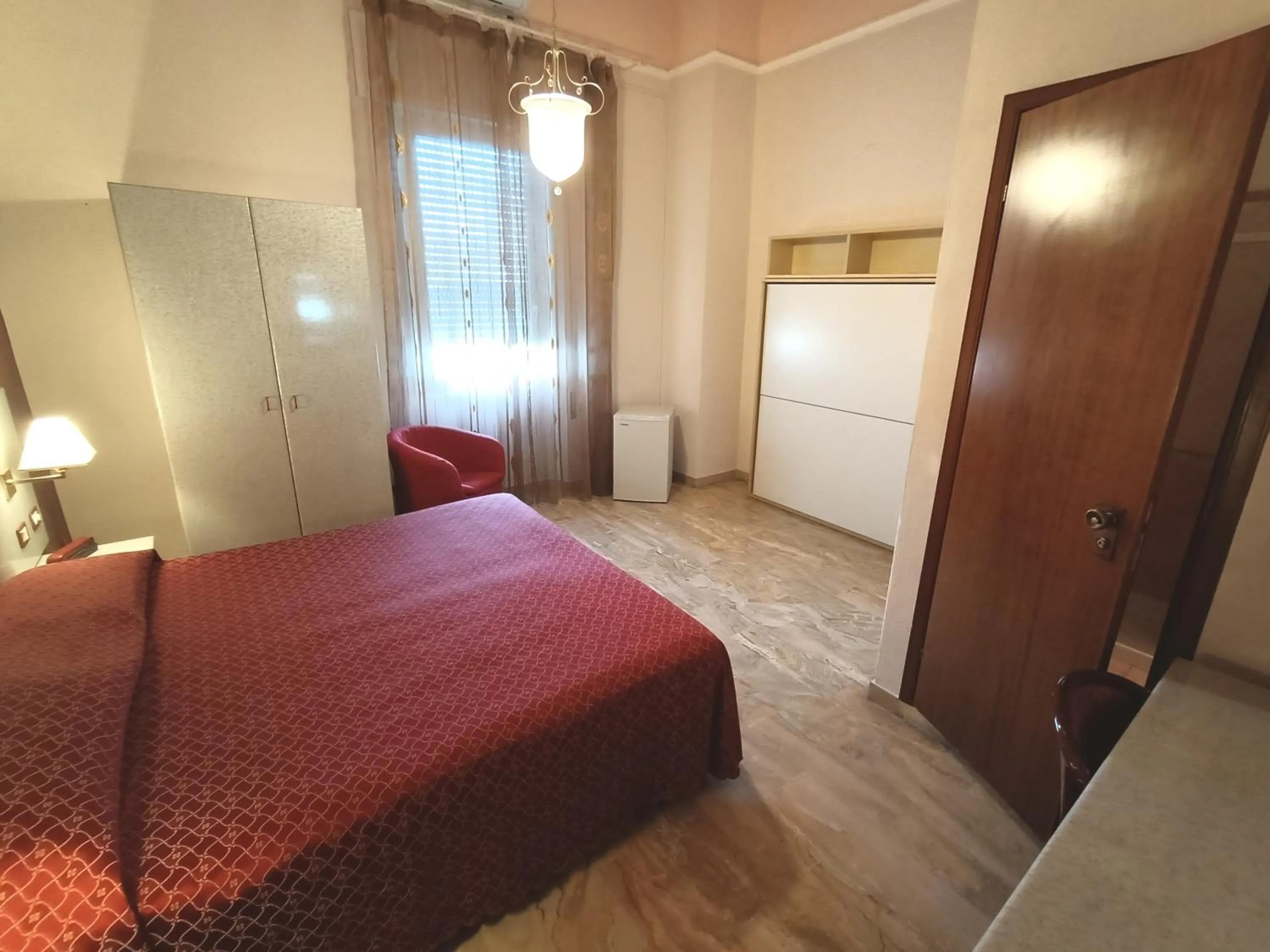 Bed in Hotel Liberty