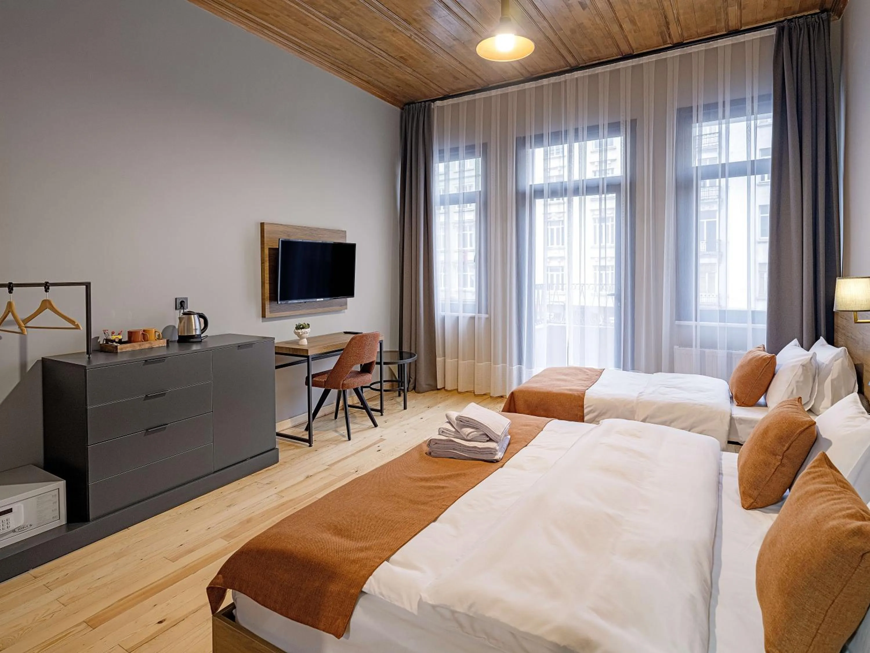 Photo of the whole room, Bed in ROCO Beyoglu