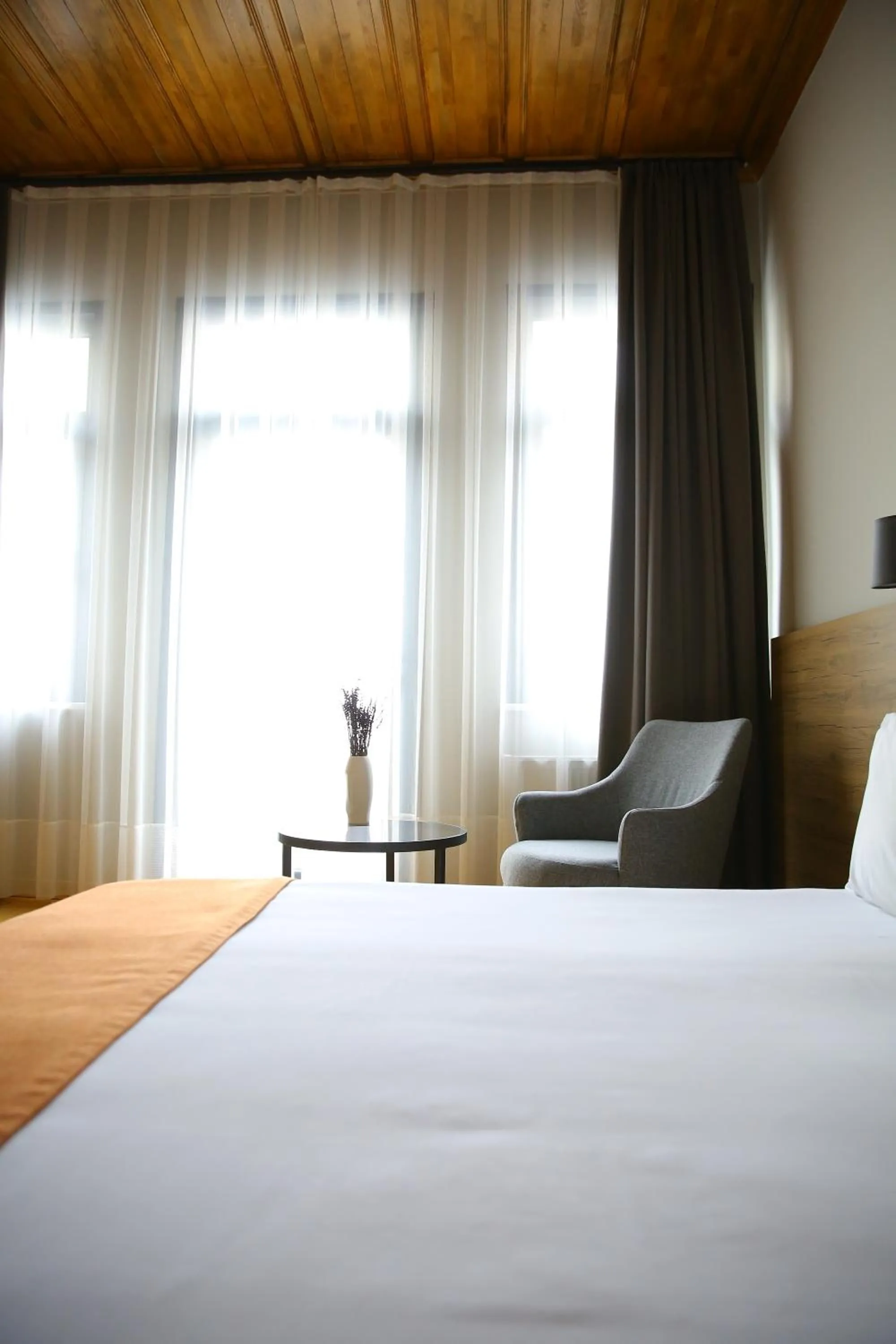 Seating area, Bed in ROCO Beyoglu