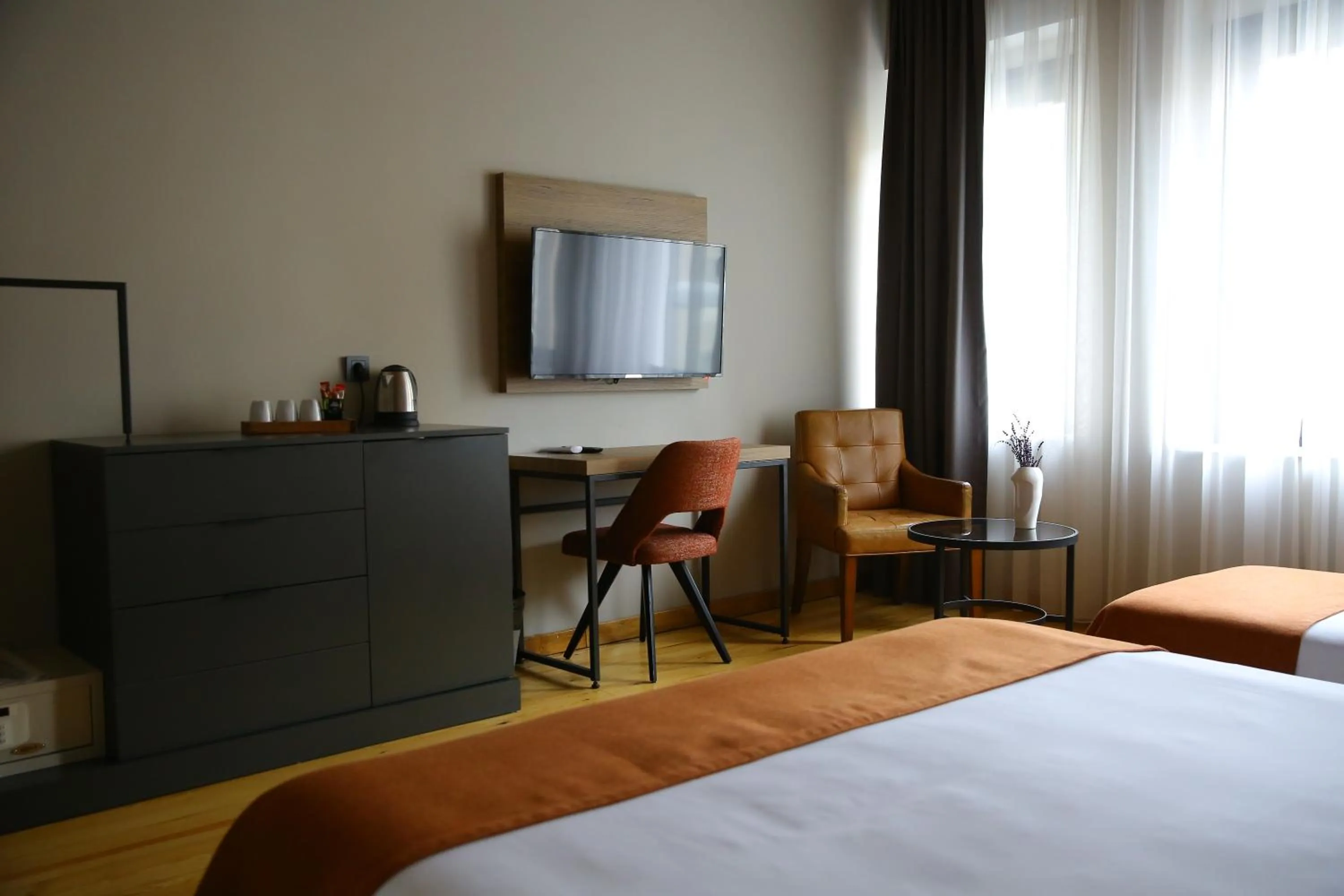 Photo of the whole room, Bed in ROCO Beyoglu