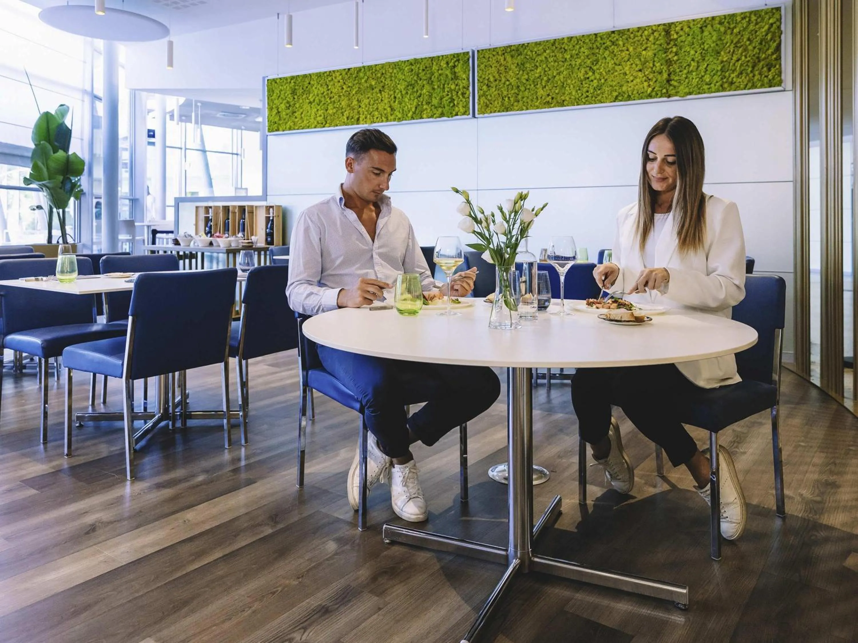 Restaurant/places to eat in Novotel Venezia Mestre Castellana