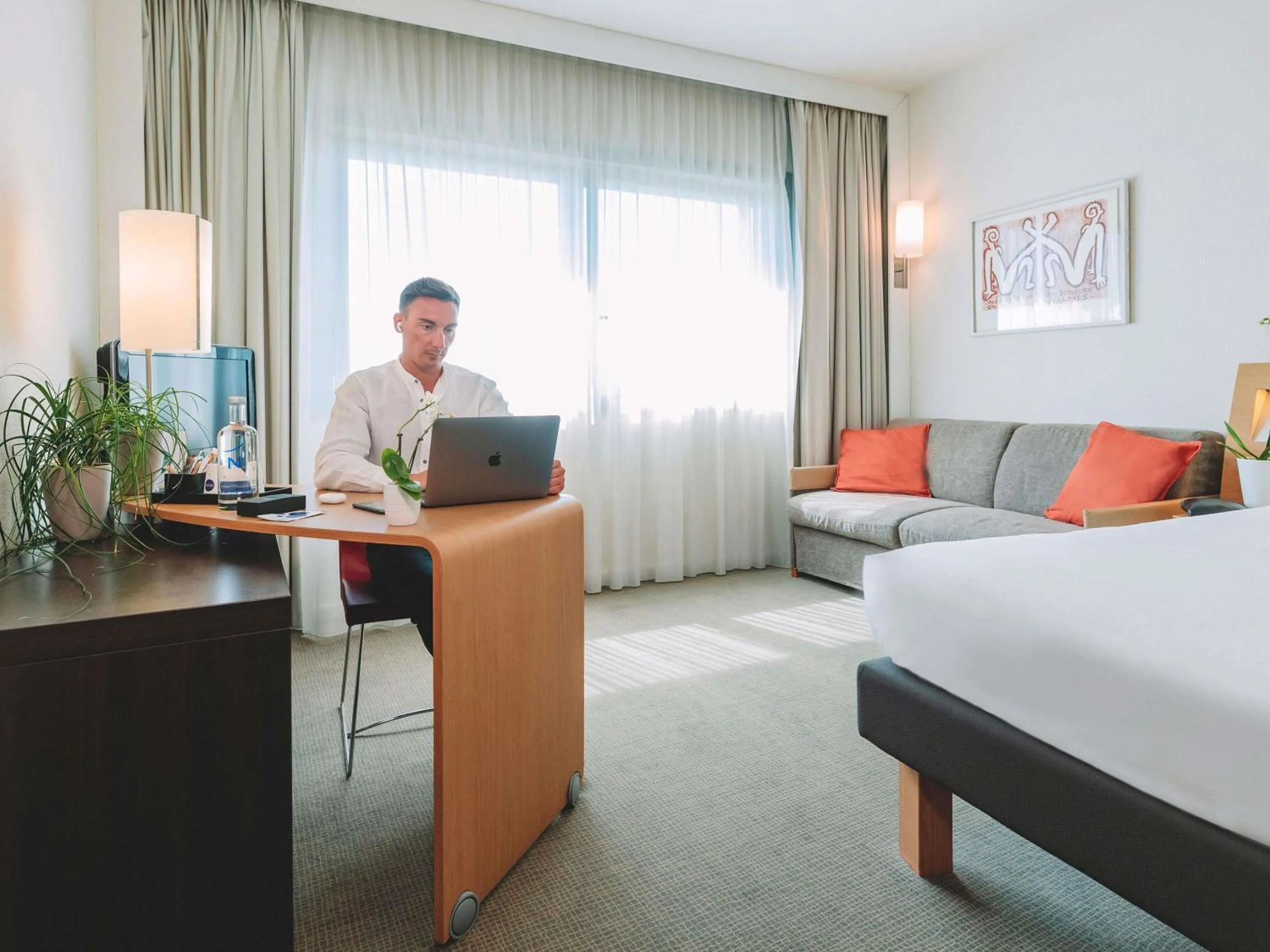 Bedroom, Bed in Novotel Venezia Mestre Castellana