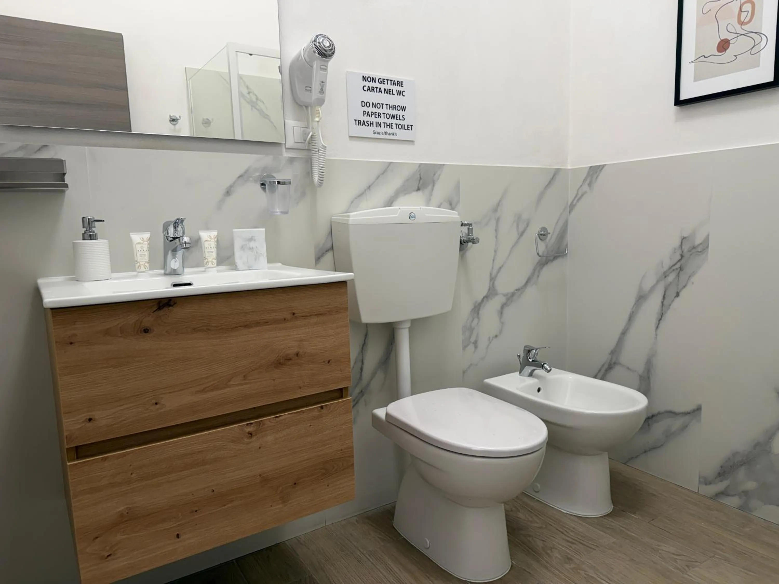 Toilet in B&B Melissa