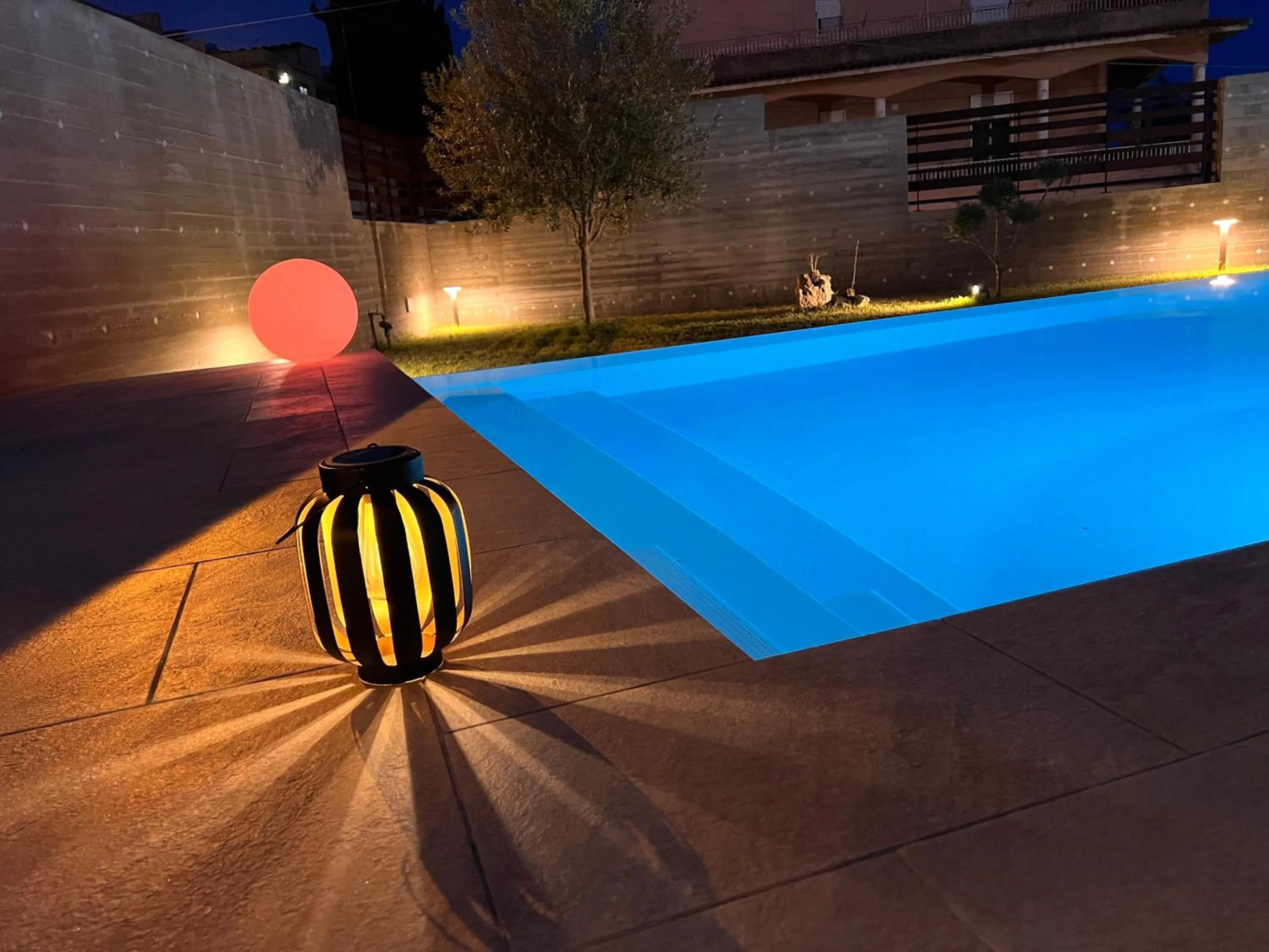 Pool view in B&B Melissa