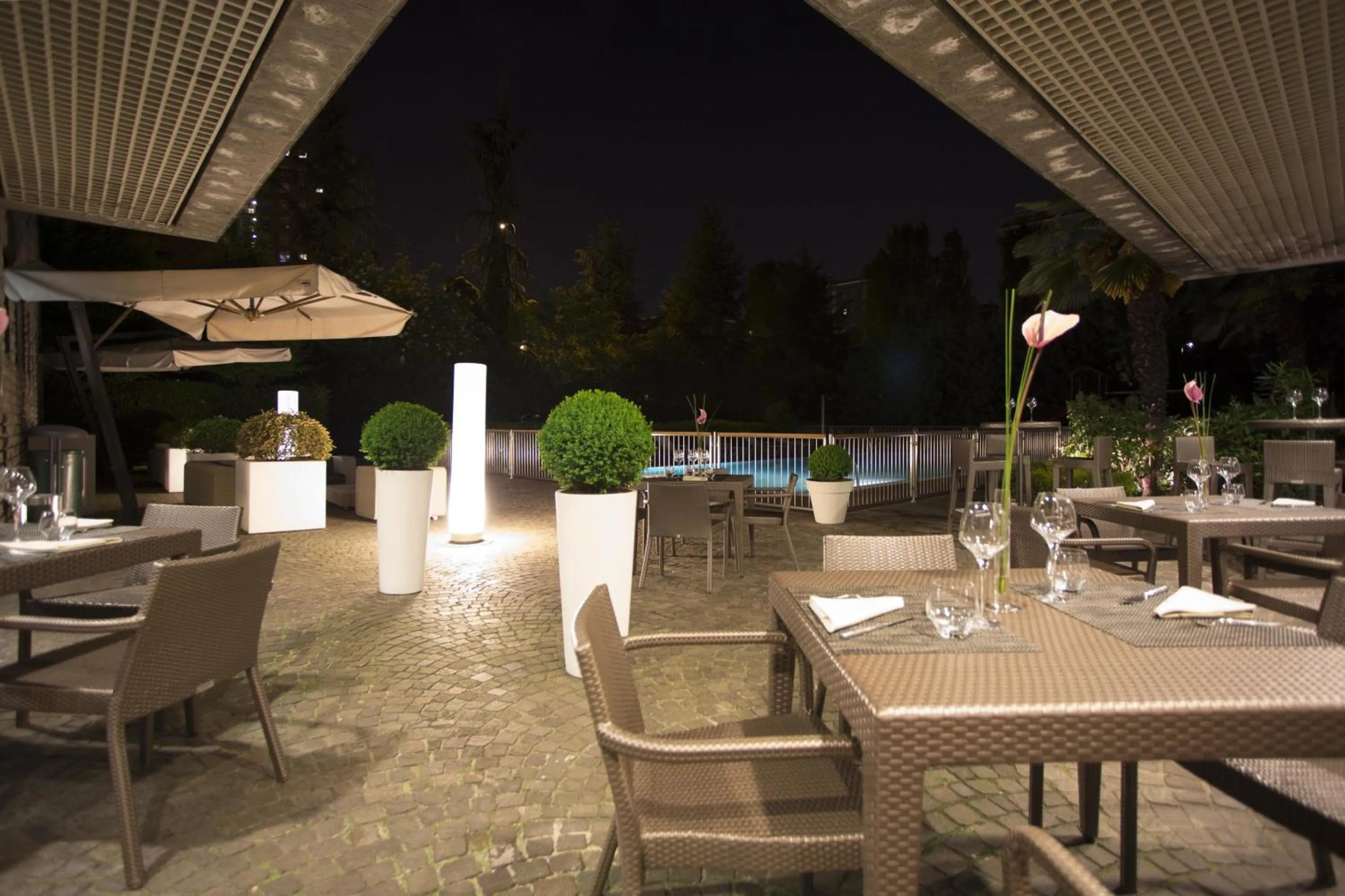 Restaurant/places to eat in Novotel Milano Nord Ca' Granda