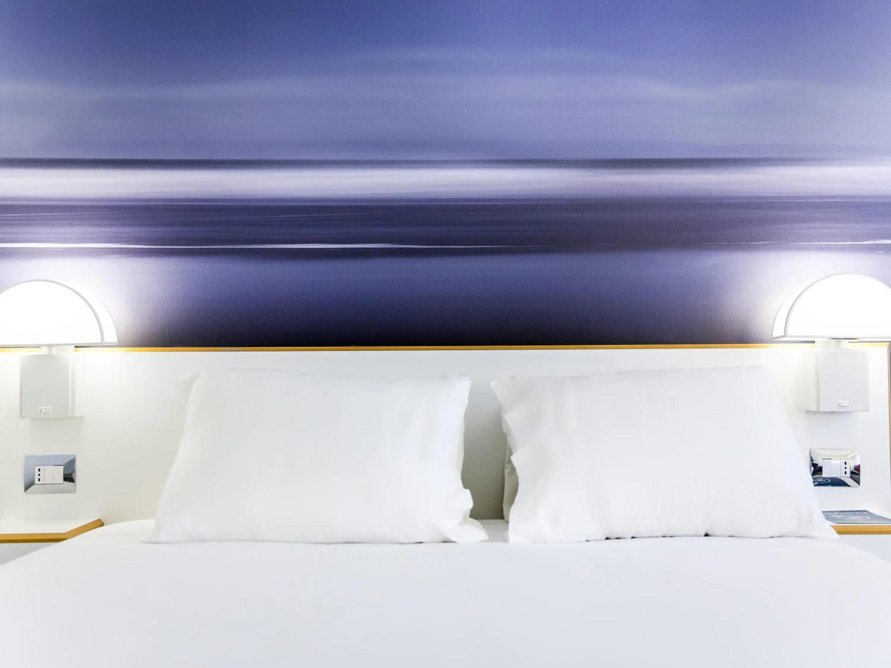 Bedroom, Bed in Novotel Firenze Nord Aeroporto