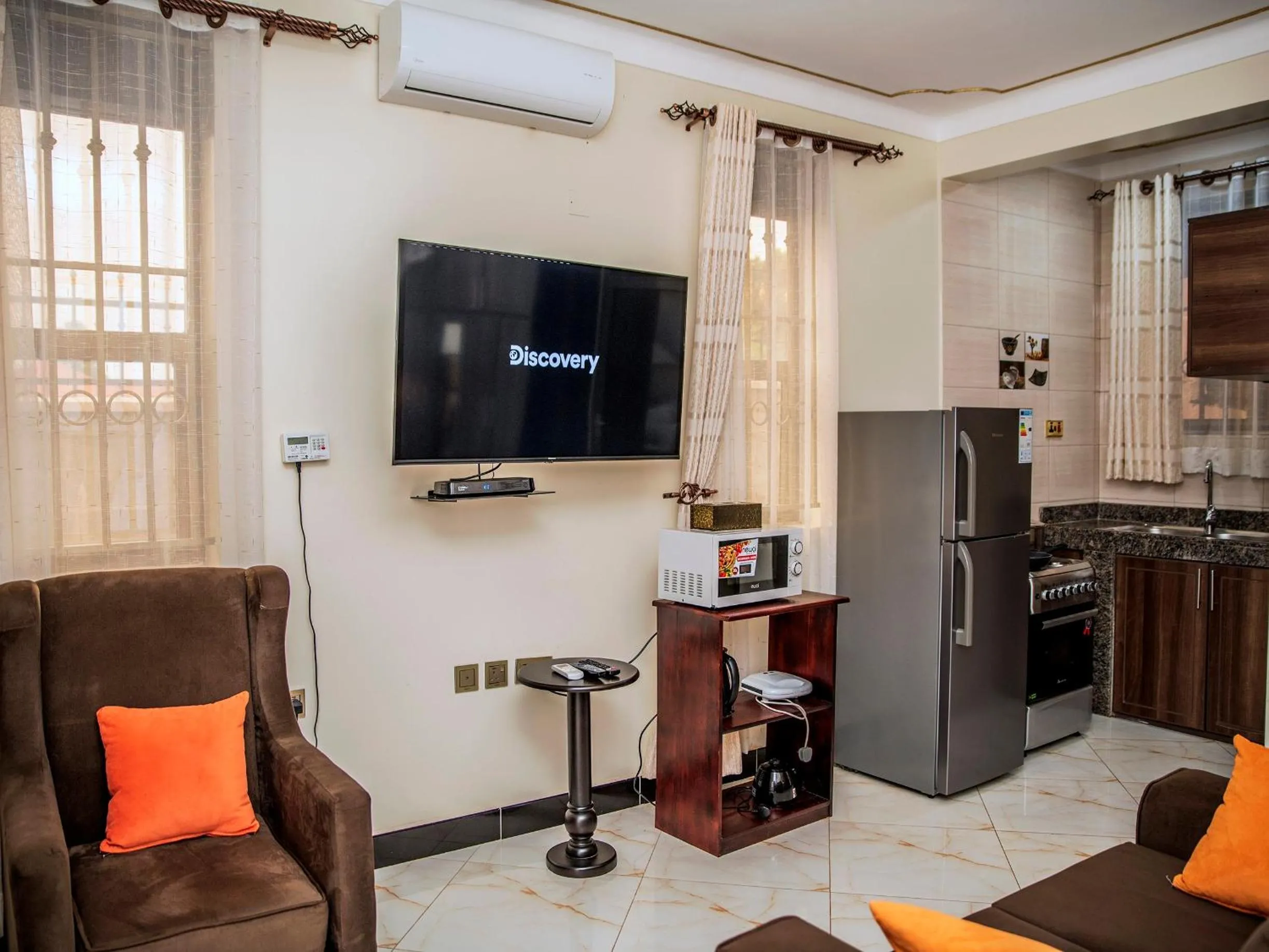 Studio - Sleeps 2 - Free Airport Pickup