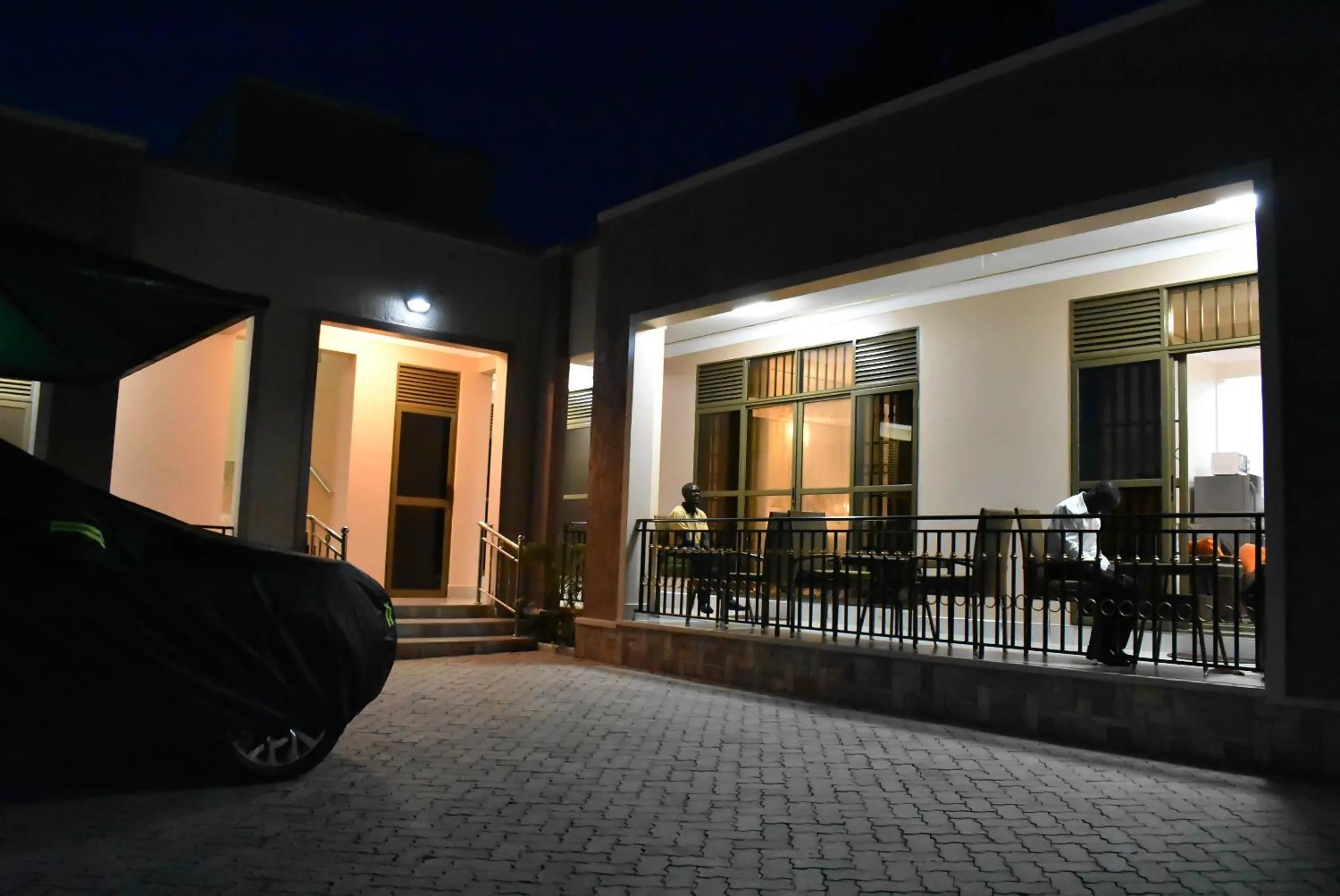 Studio - Sleeps 2 - Free Airport Pickup