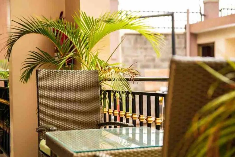 Studio - Sleeps 2 - Free Airport Pickup