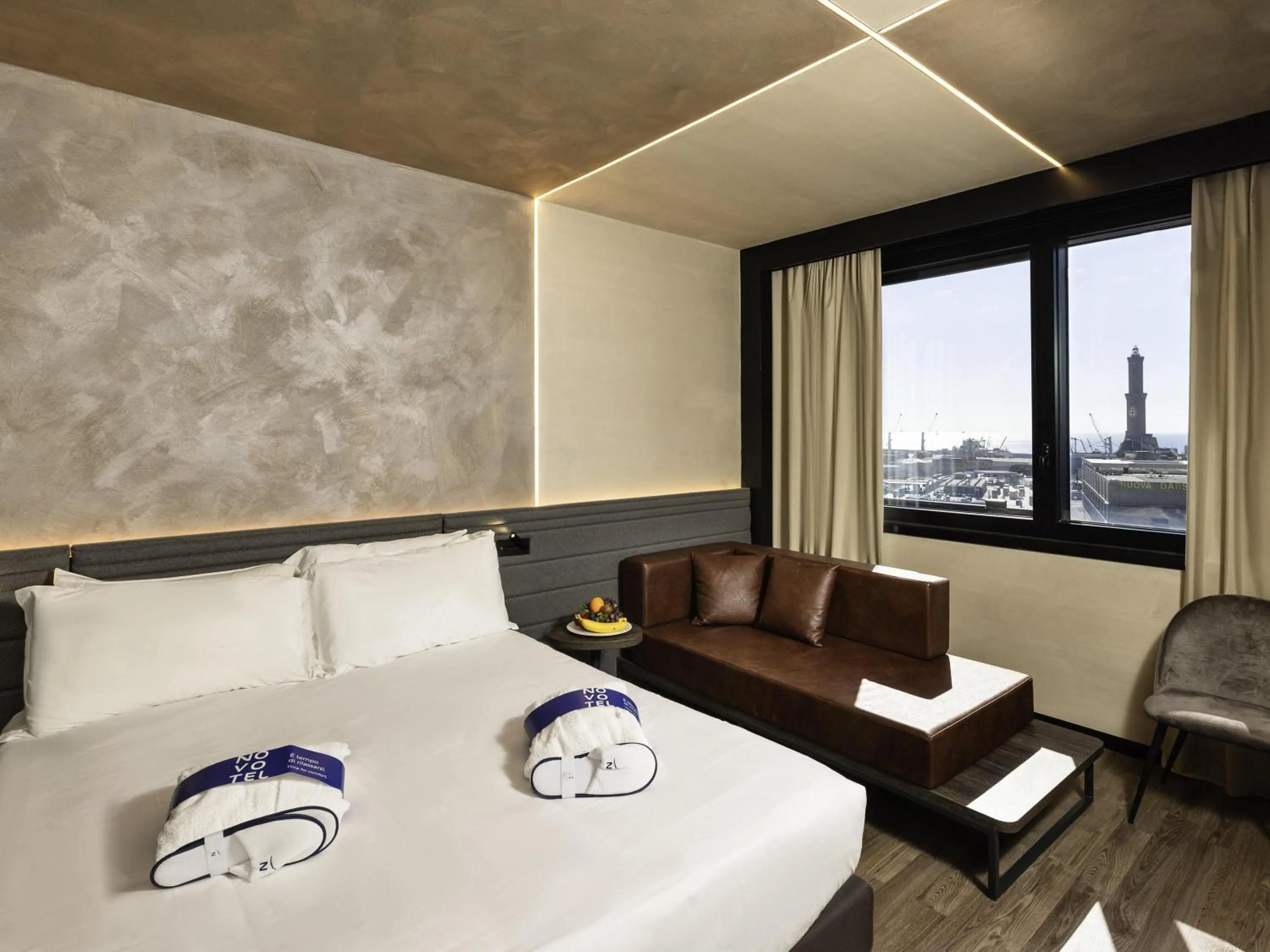 Bedroom in Novotel Genova City