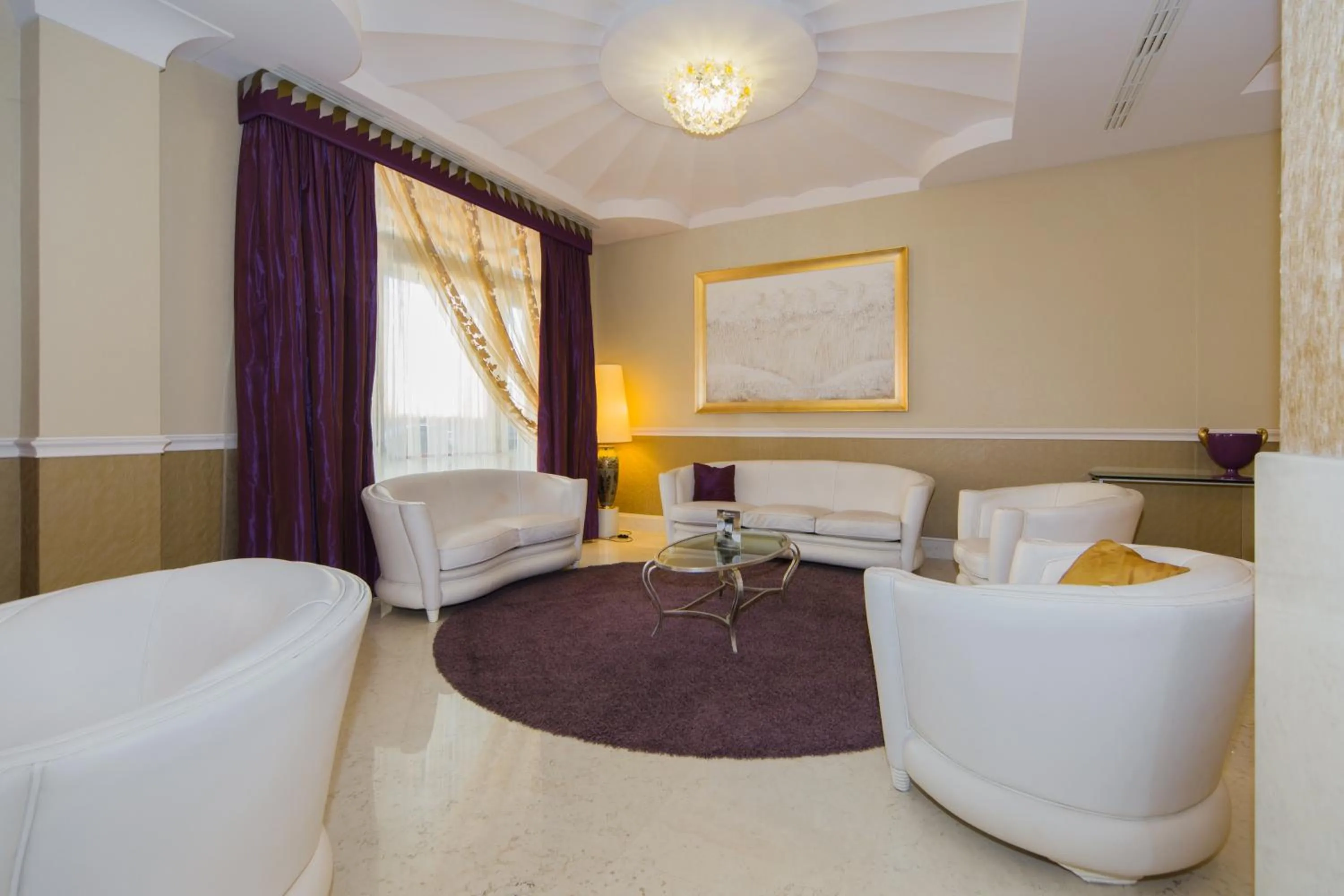 Lobby or reception in Zanhotel Centergross