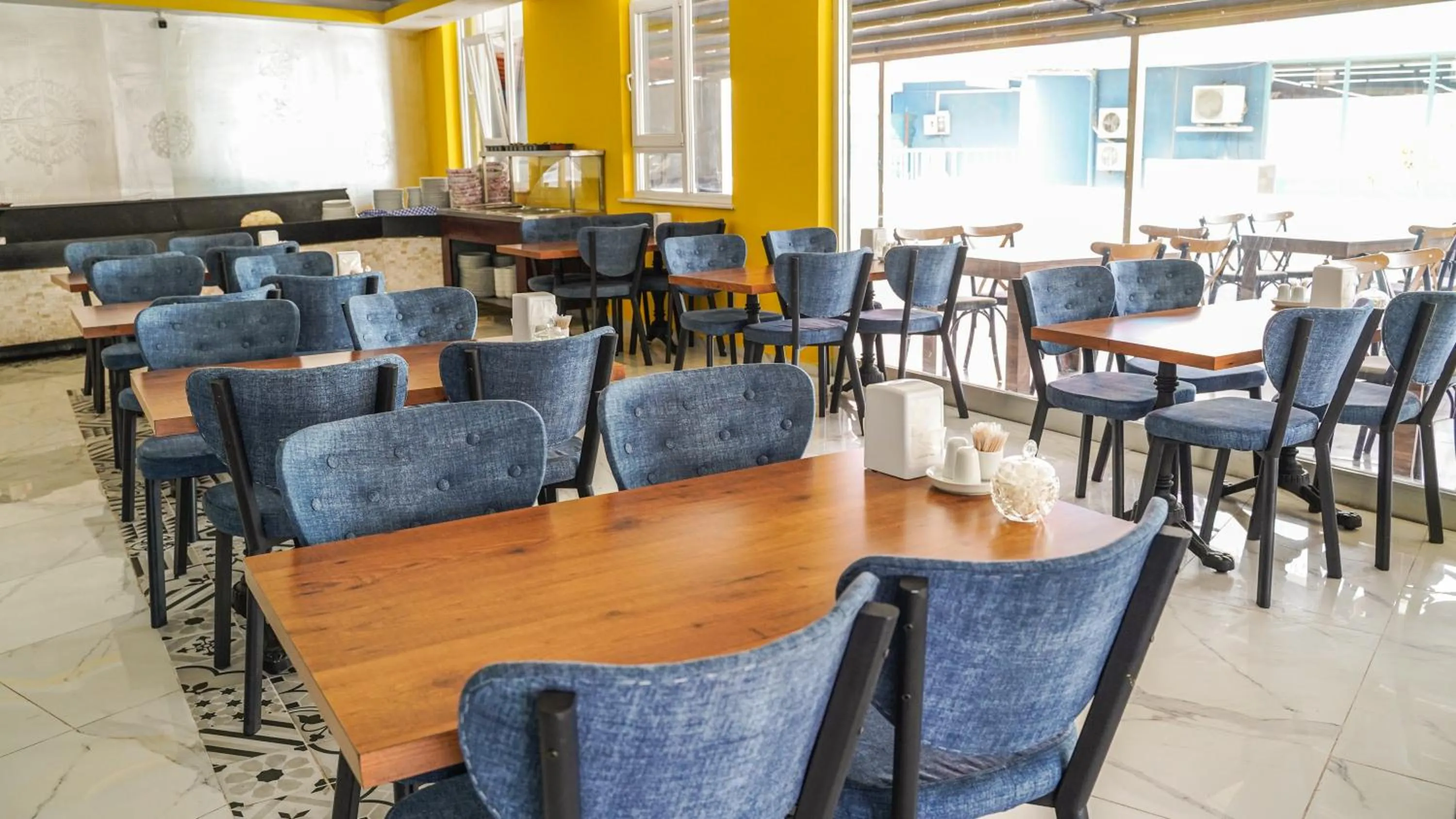 Restaurant/places to eat in Grand Niki Hotel & Spa