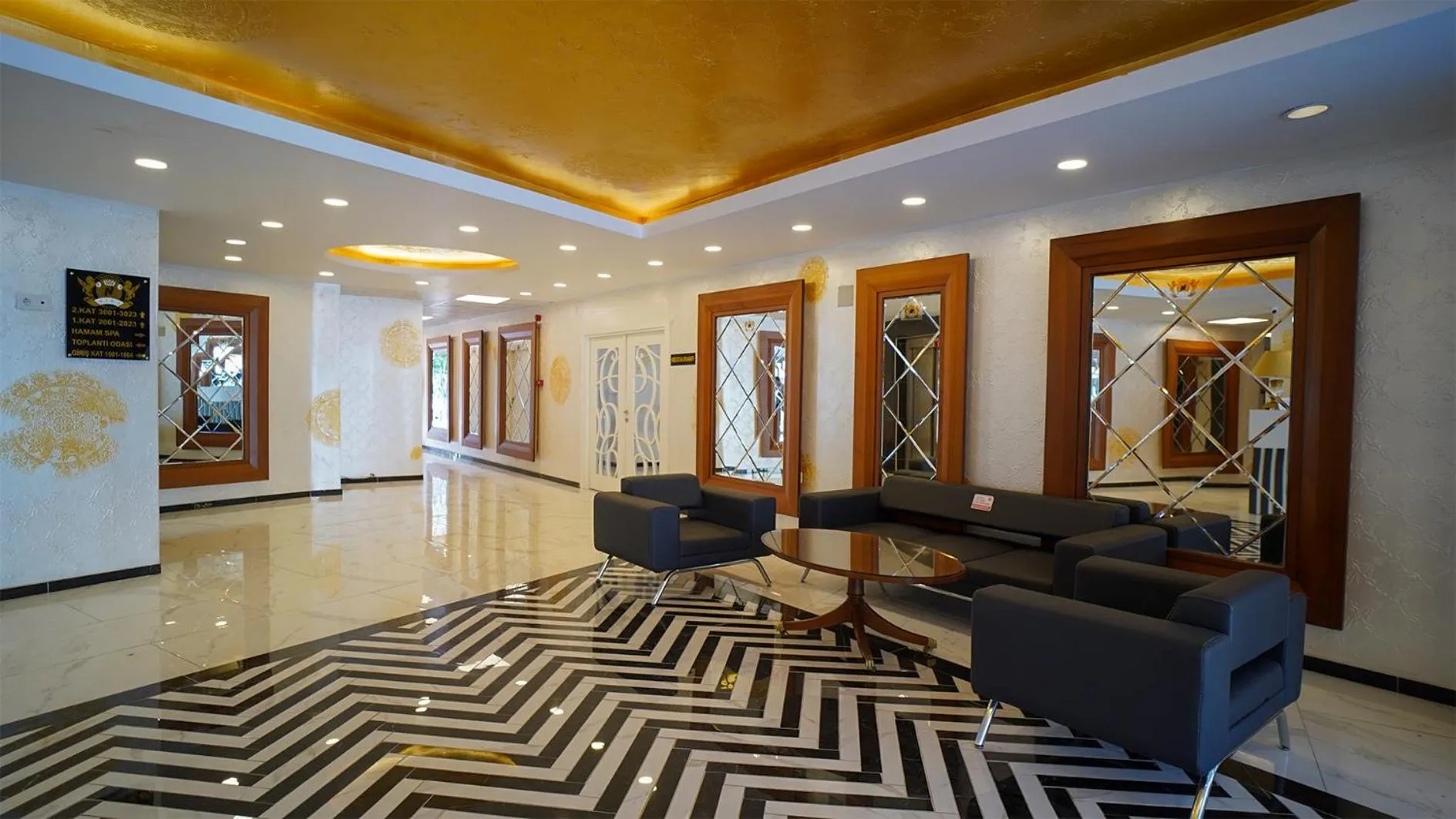 Facade/entrance in Grand Niki Hotel & Spa