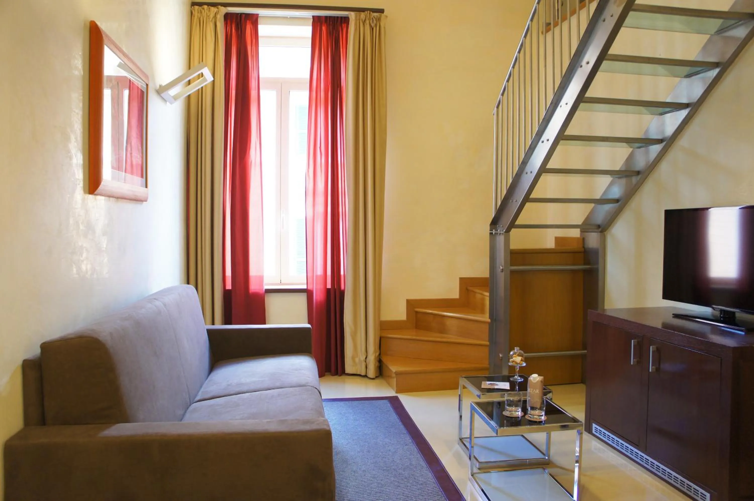 Living room in La Griffe Hotel Roma