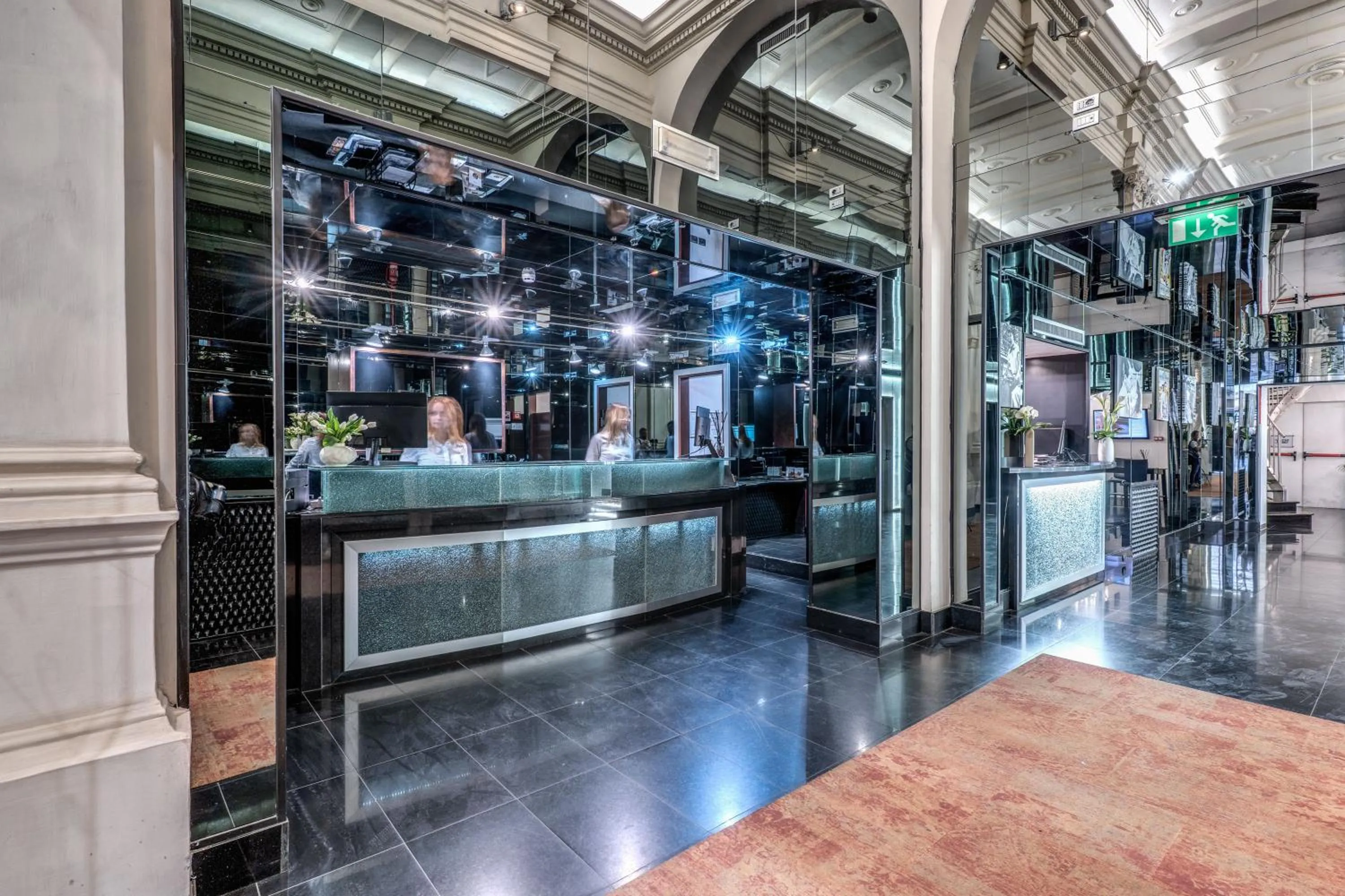 Staff in La Griffe Hotel Roma