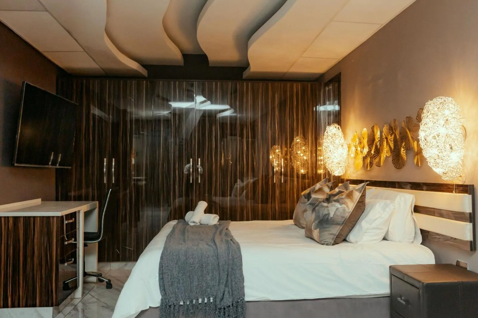 Bedroom, Bed in Monte La Vue Hotel