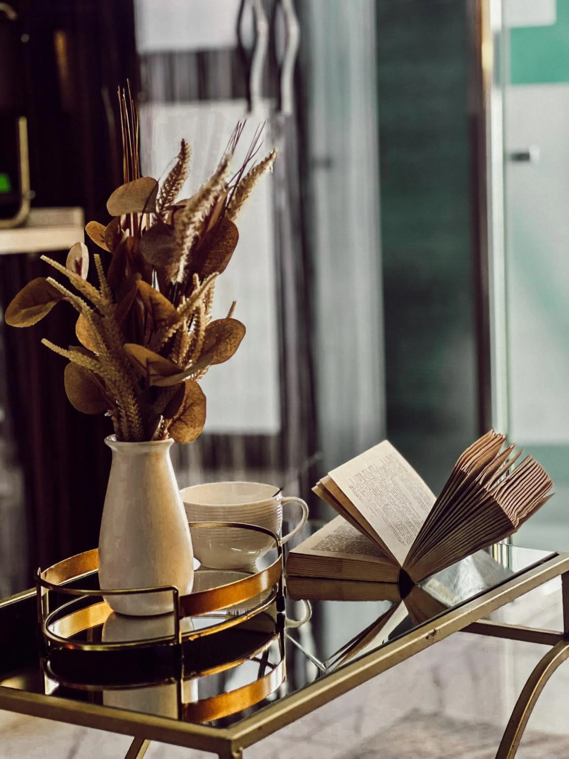 Lounge or bar in Monte La Vue Hotel