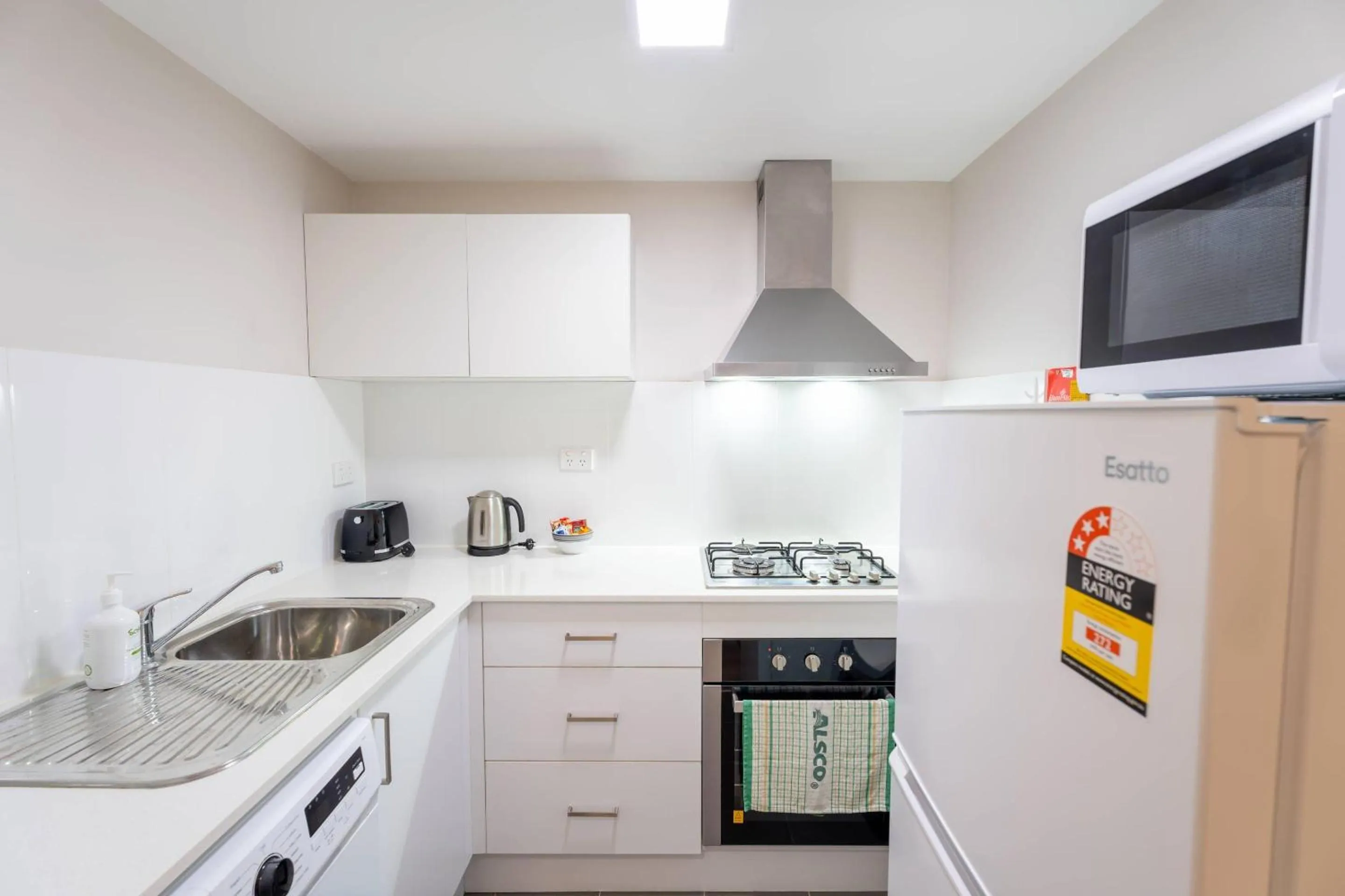 Bedroom in Comfort Resort Leura Gardens